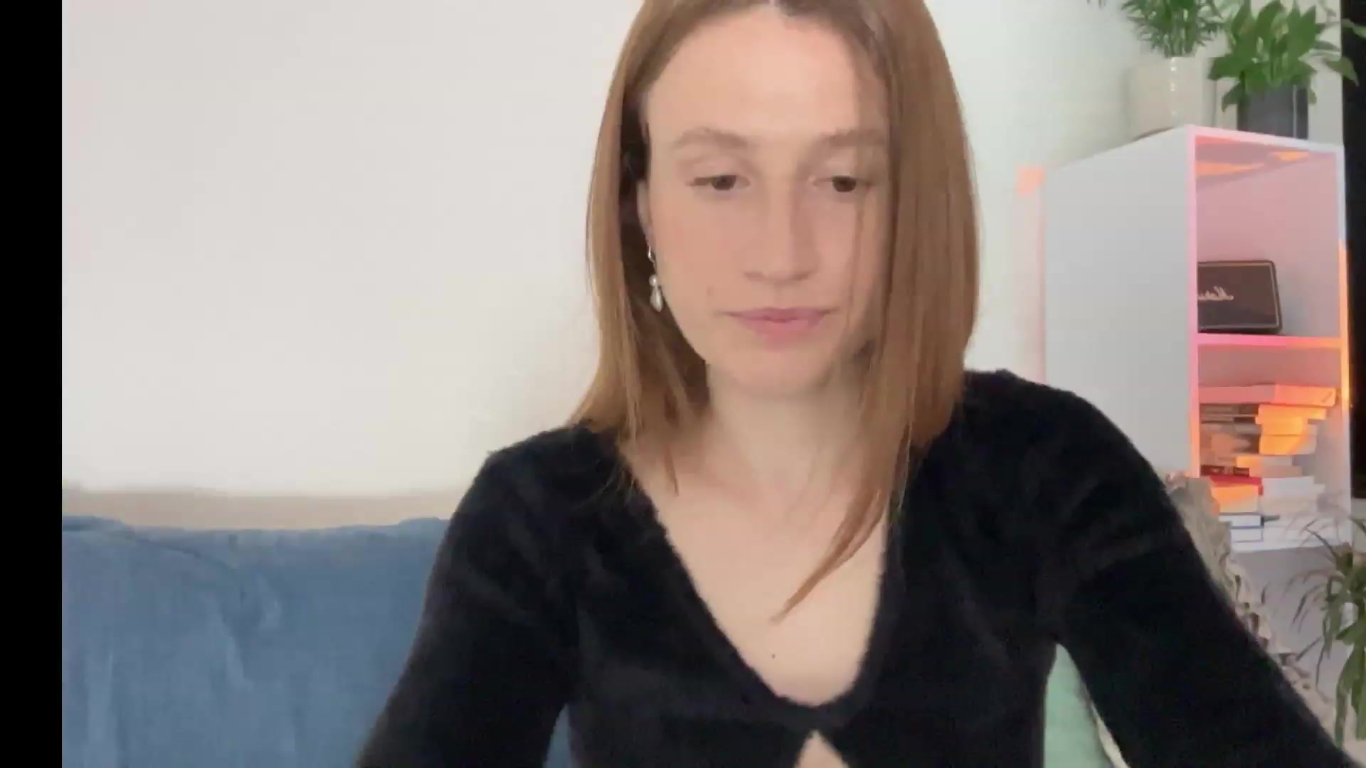 Gallery image thumbnail from LovelyBvnny's myfreecams stream on, 06/26/2023, 16:31 image 4 of 20