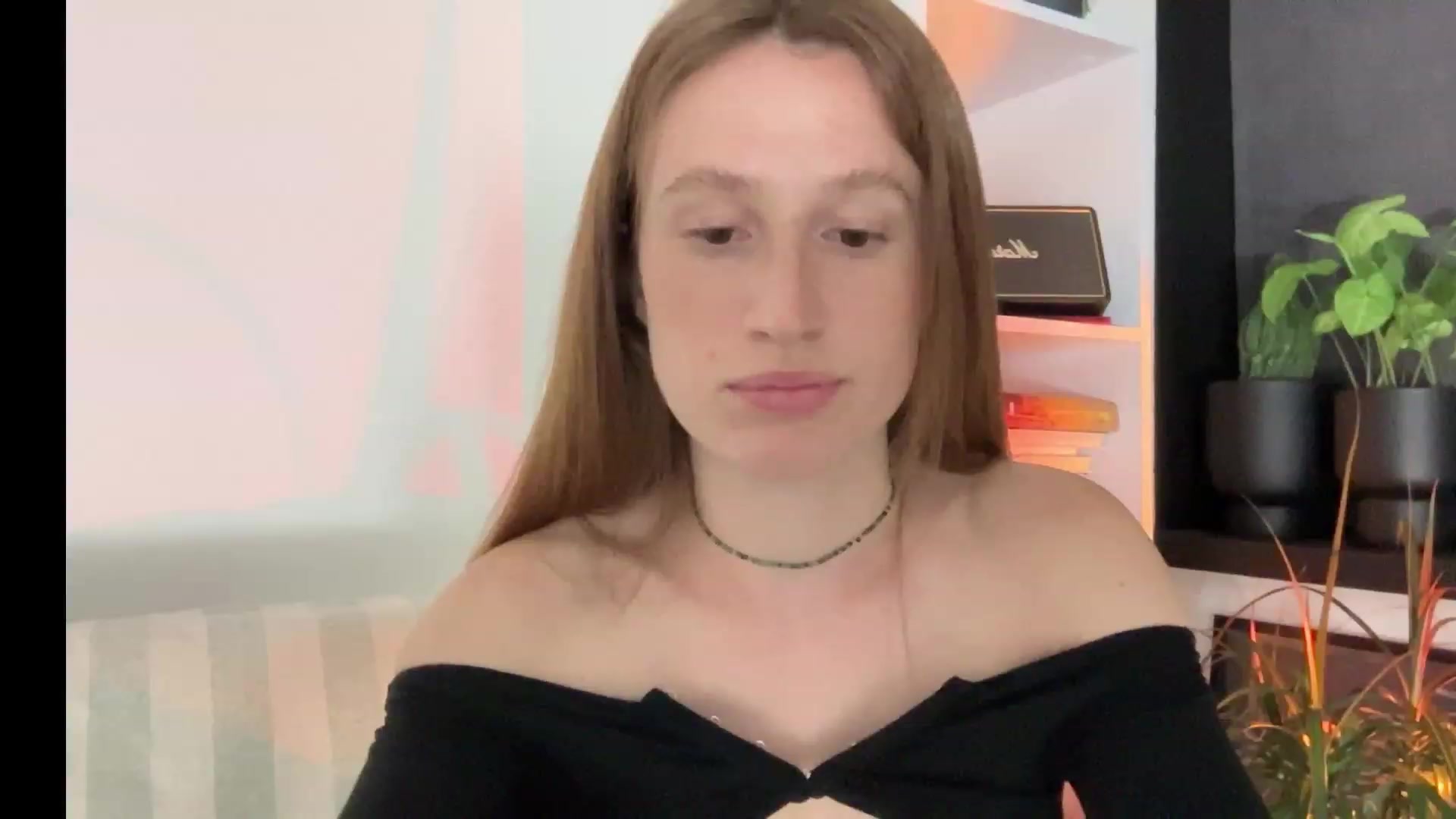 Gallery image thumbnail from LovelyBvnny's myfreecams stream on, 07/04/2023, 18:26 image 18 of 20