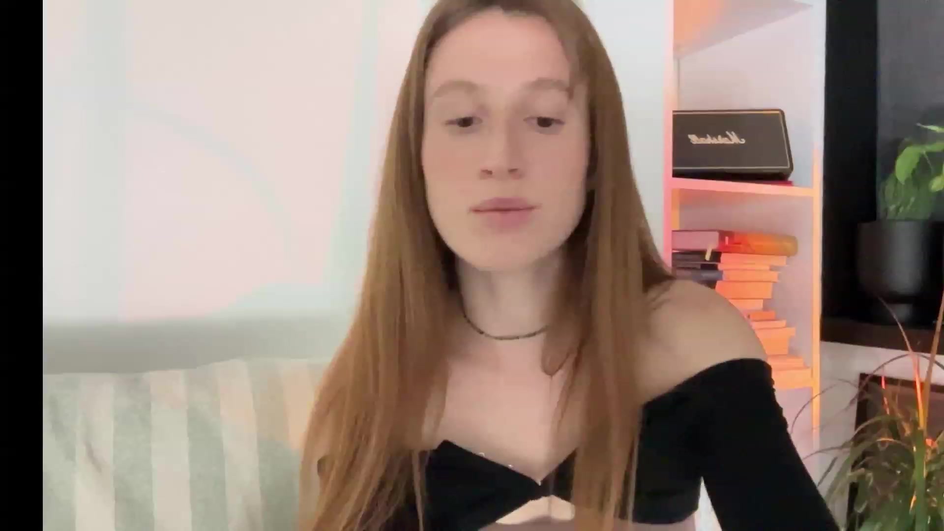Gallery image thumbnail from LovelyBvnny's myfreecams stream on, 07/04/2023, 18:26 image 10 of 20