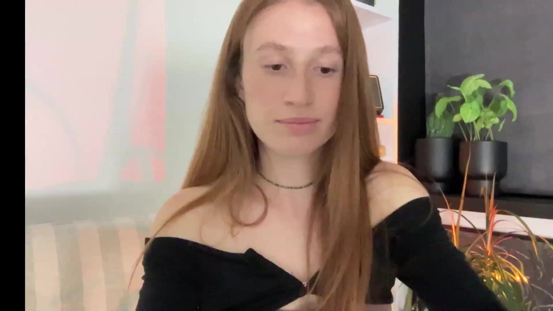 Gallery image thumbnail from LovelyBvnny's myfreecams stream on, 07/04/2023, 20:15 image 2 of 20