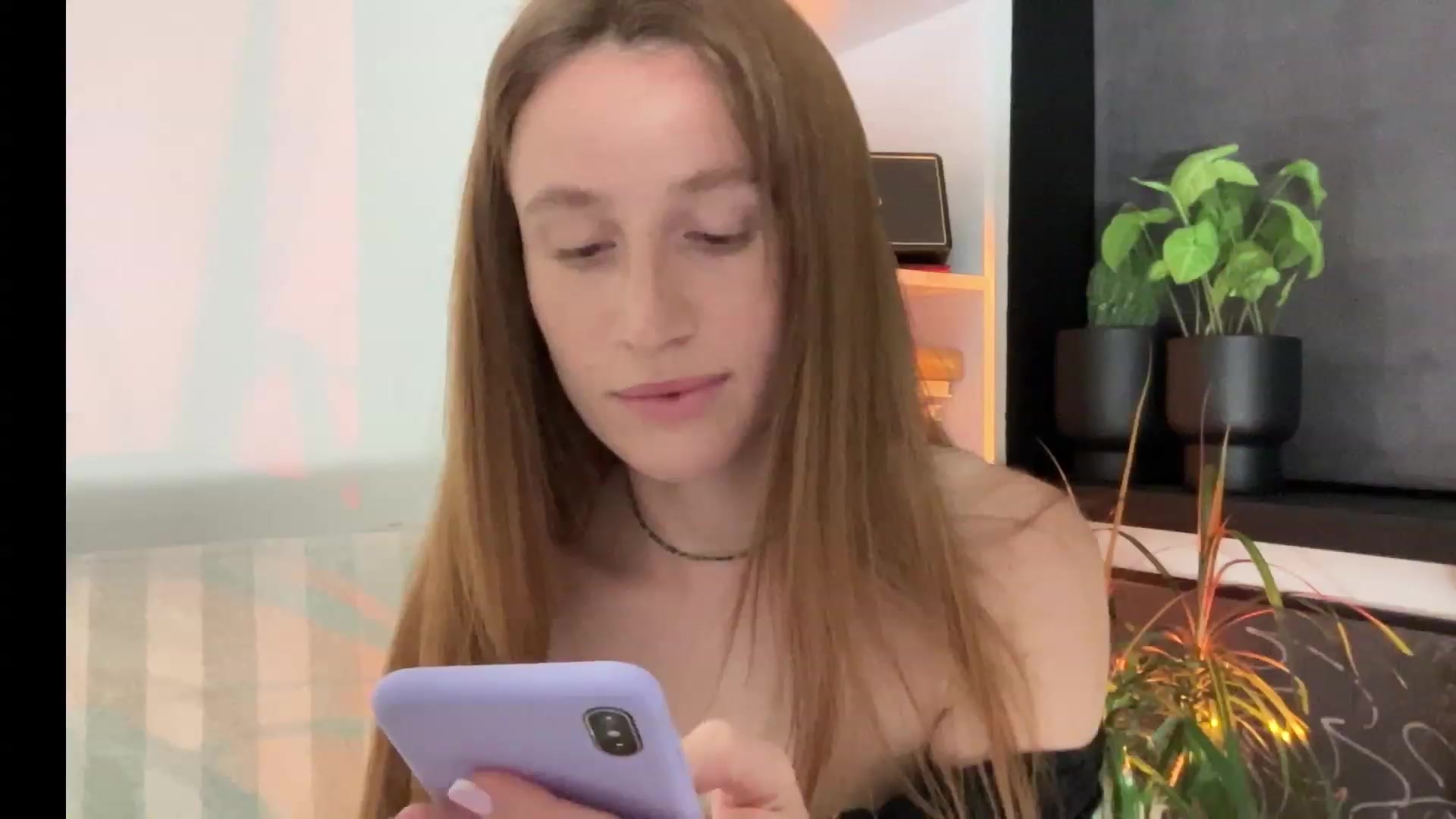 Gallery image thumbnail from LovelyBvnny's myfreecams stream on, 07/04/2023, 20:15 image 18 of 20