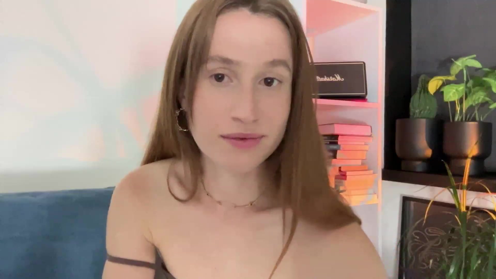 Gallery image thumbnail from LovelyBvnny's myfreecams stream on, 07/12/2023, 19:48 image 6 of 20