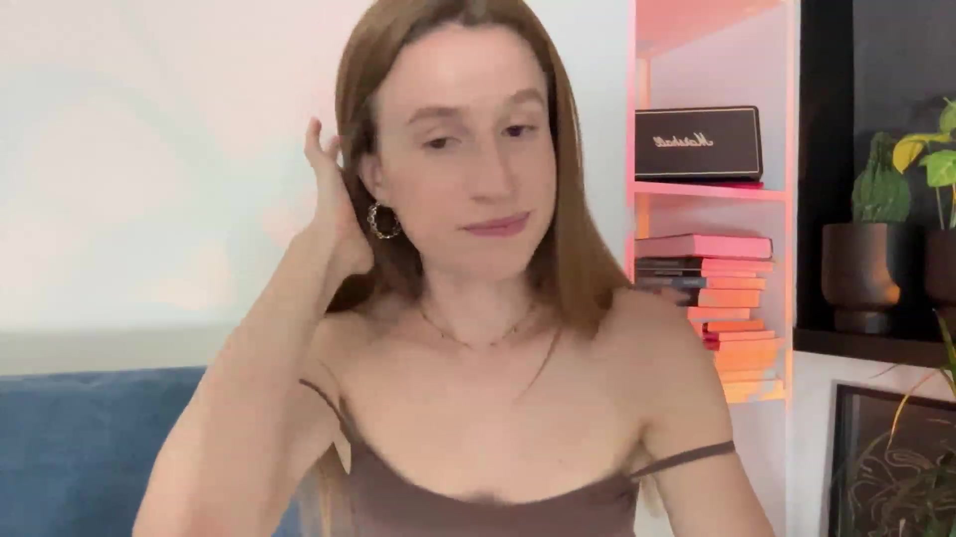 Gallery image thumbnail from LovelyBvnny's myfreecams stream on, 07/12/2023, 19:48 image 7 of 20