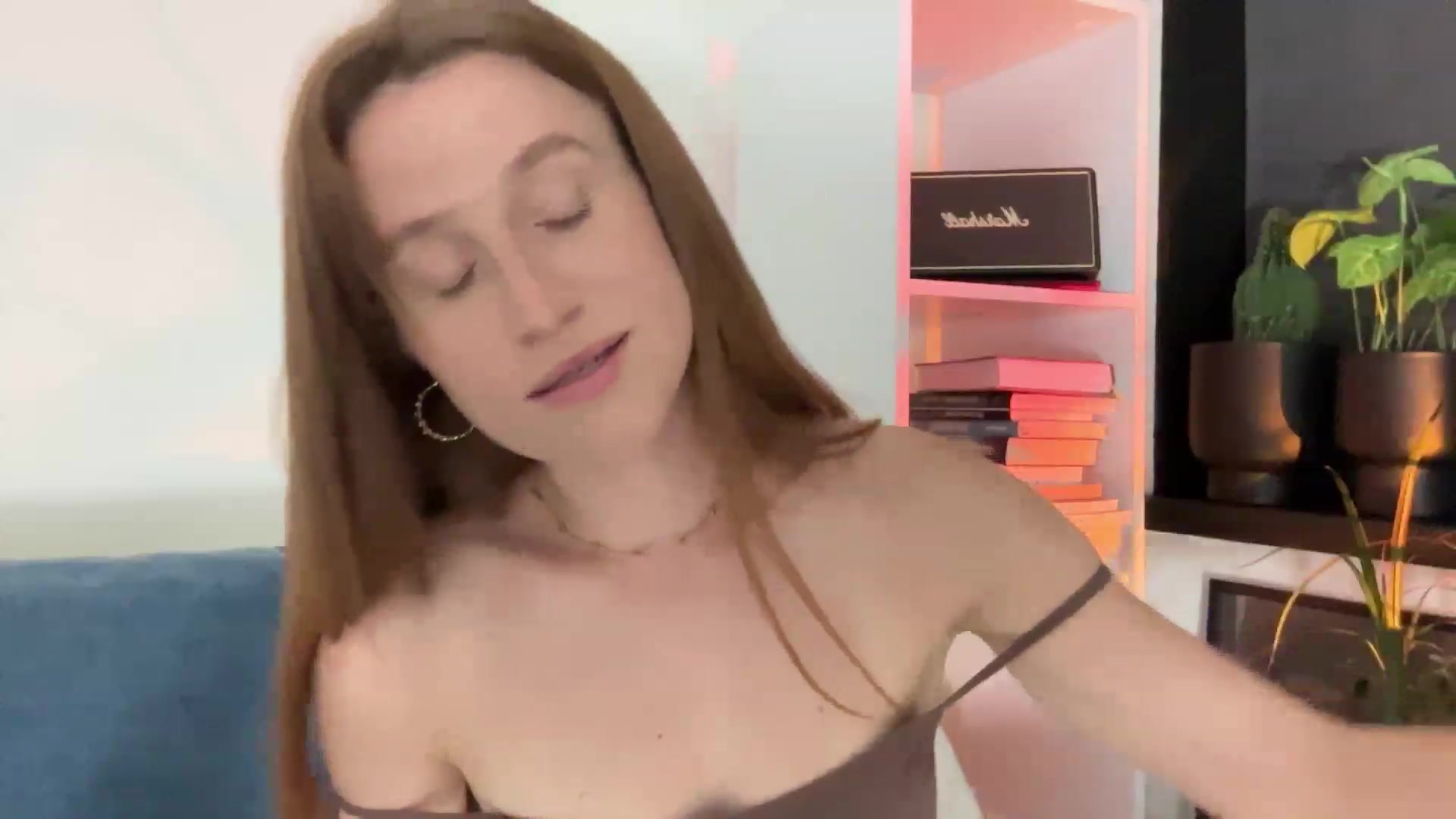 Gallery image thumbnail from LovelyBvnny's myfreecams stream on, 07/12/2023, 19:48 image 12 of 20