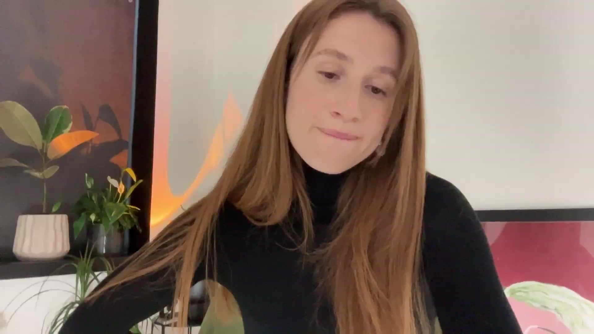 Gallery image thumbnail from LovelyBvnny's myfreecams stream on, 07/13/2023, 18:34 image 14 of 20