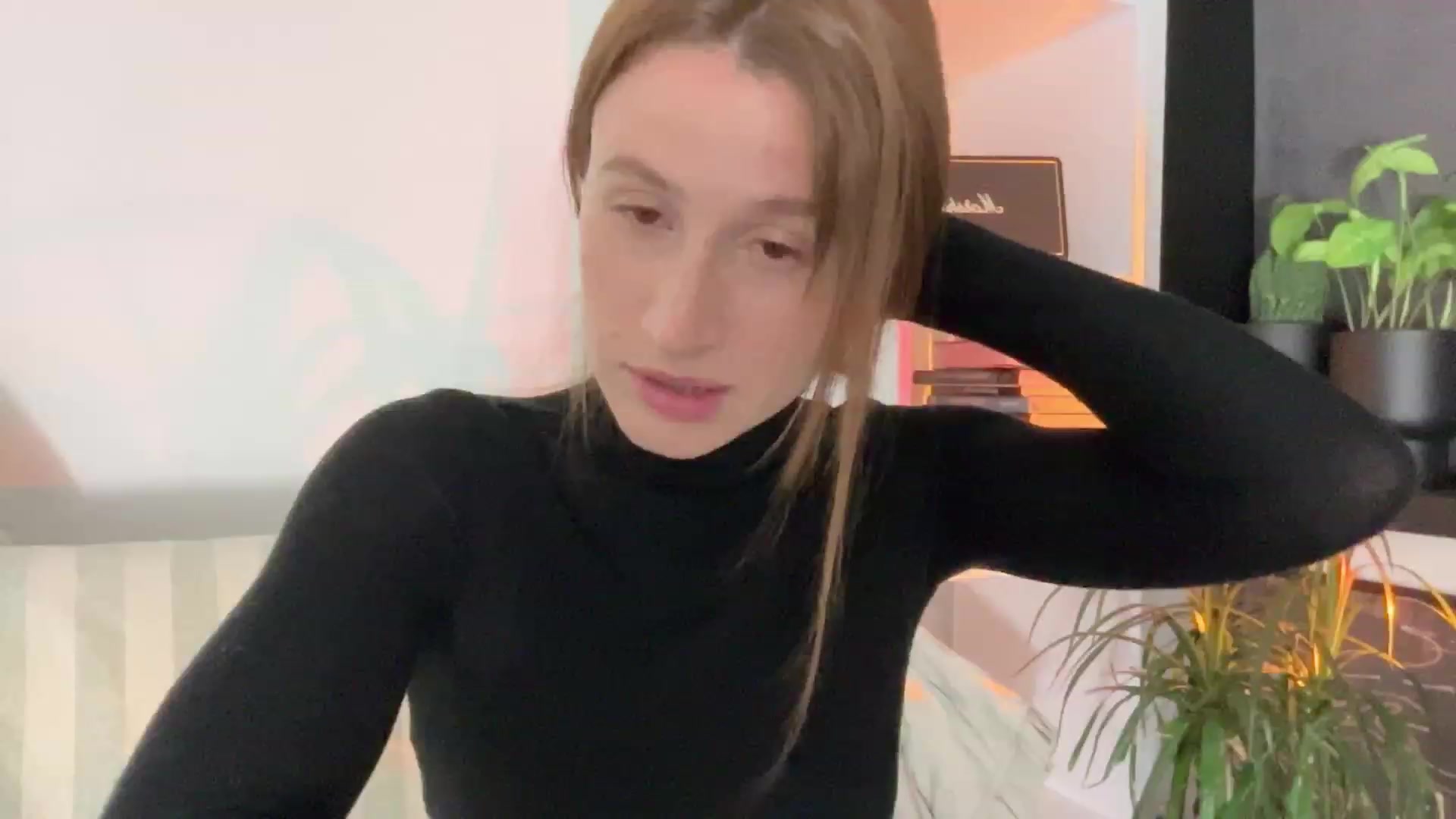 Gallery image thumbnail from LovelyBvnny's myfreecams stream on, 07/16/2023, 20:18 image 7 of 20