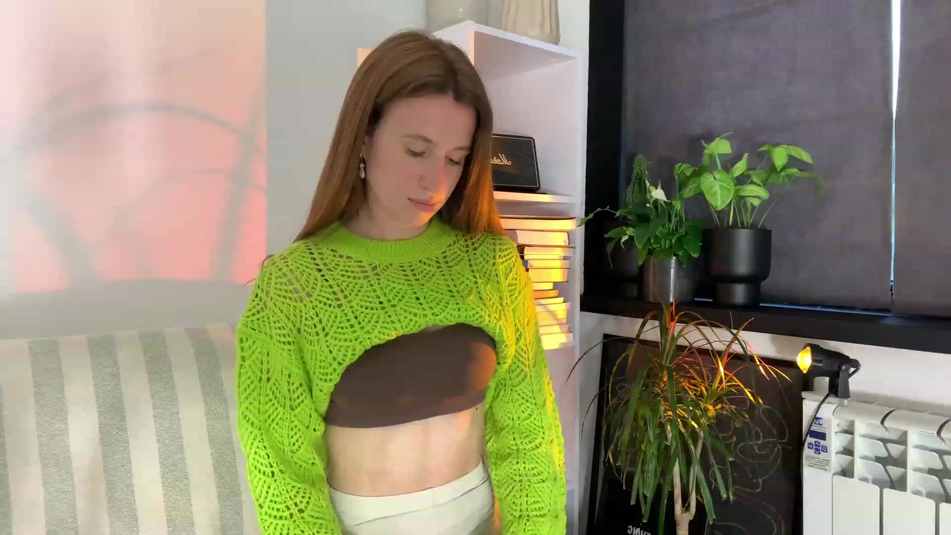 Gallery image thumbnail from LovelyBvnny's myfreecams stream on, 07/18/2023, 17:49 image 15 of 20