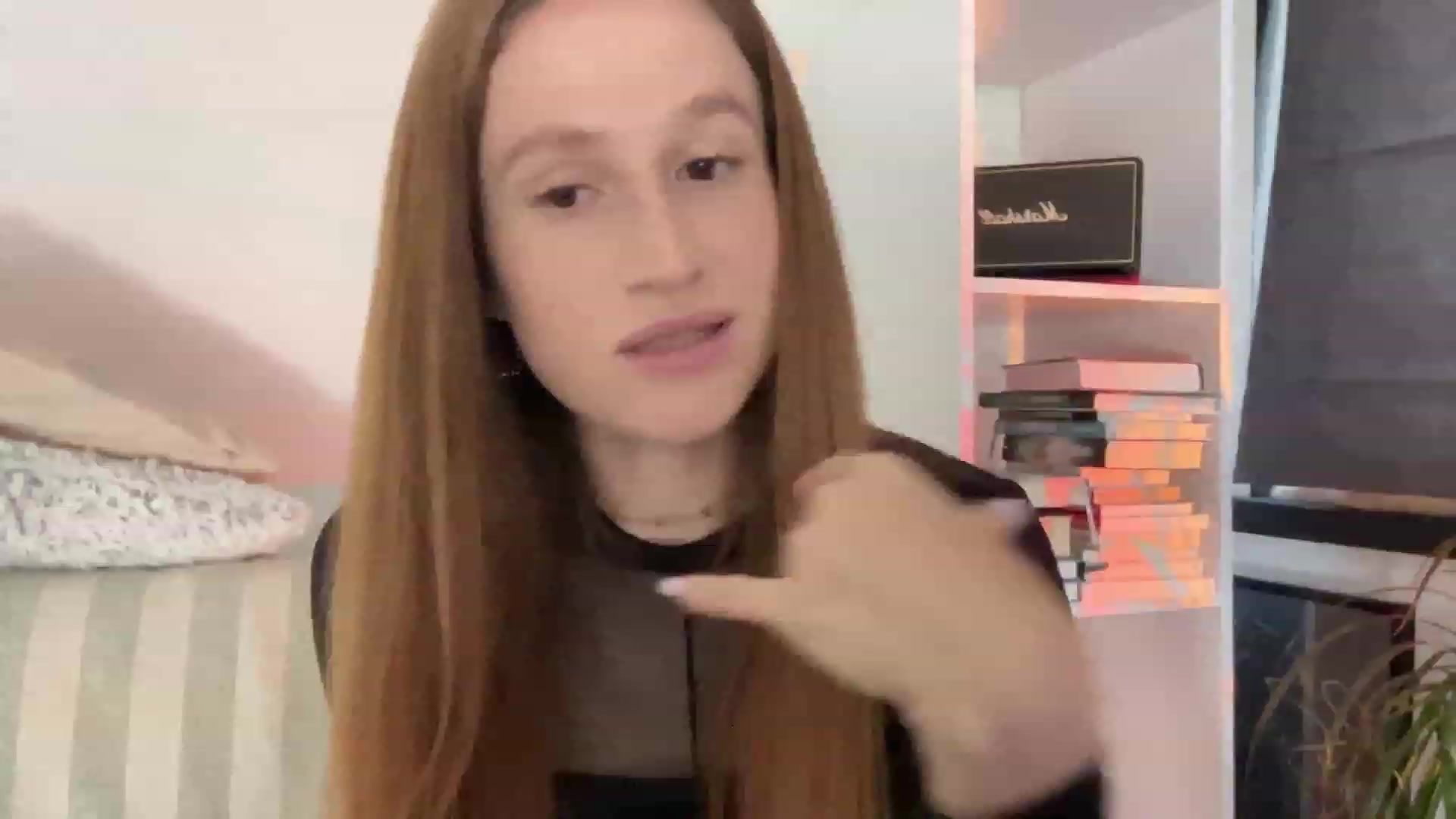Gallery image thumbnail from LovelyBvnny's myfreecams stream on, 07/23/2023, 15:19 image 9 of 20