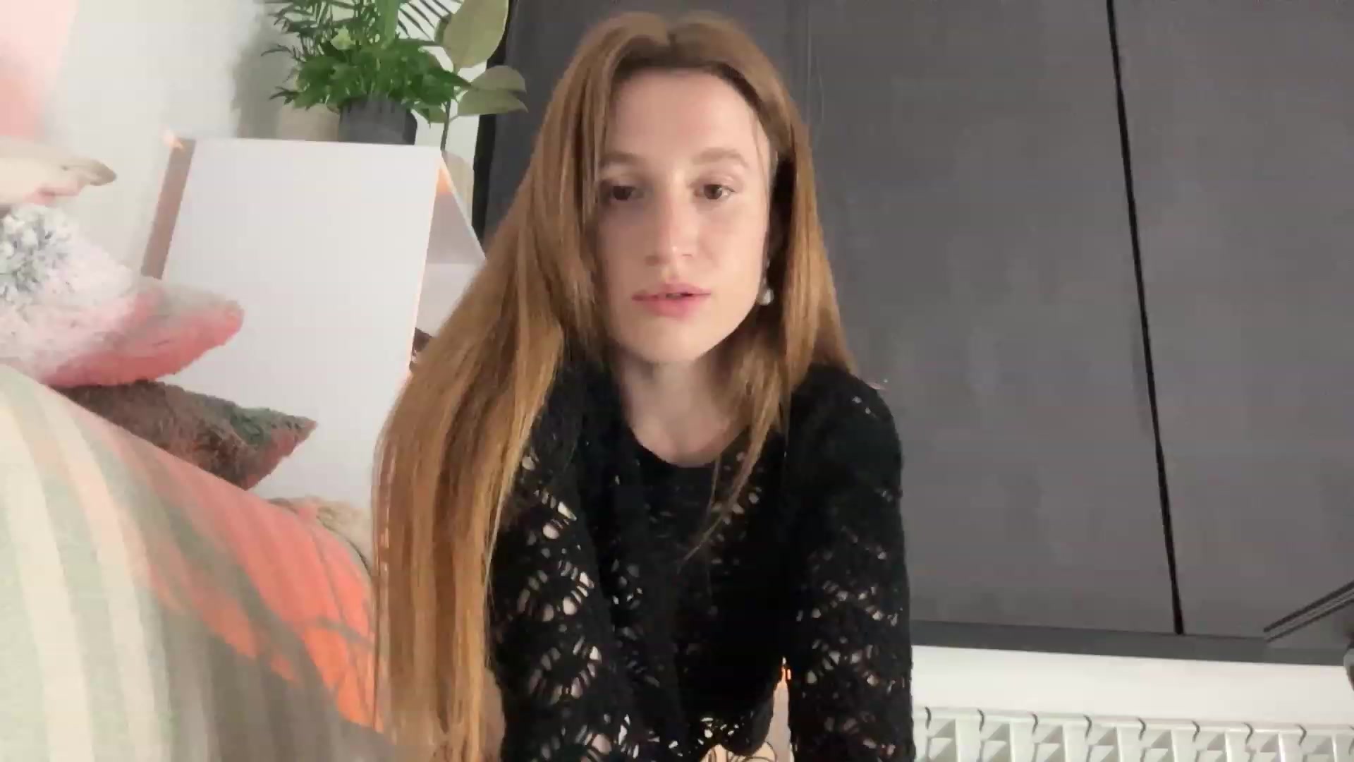 Gallery image thumbnail from LovelyBvnny's myfreecams stream on, 07/24/2023, 19:51 image 4 of 20