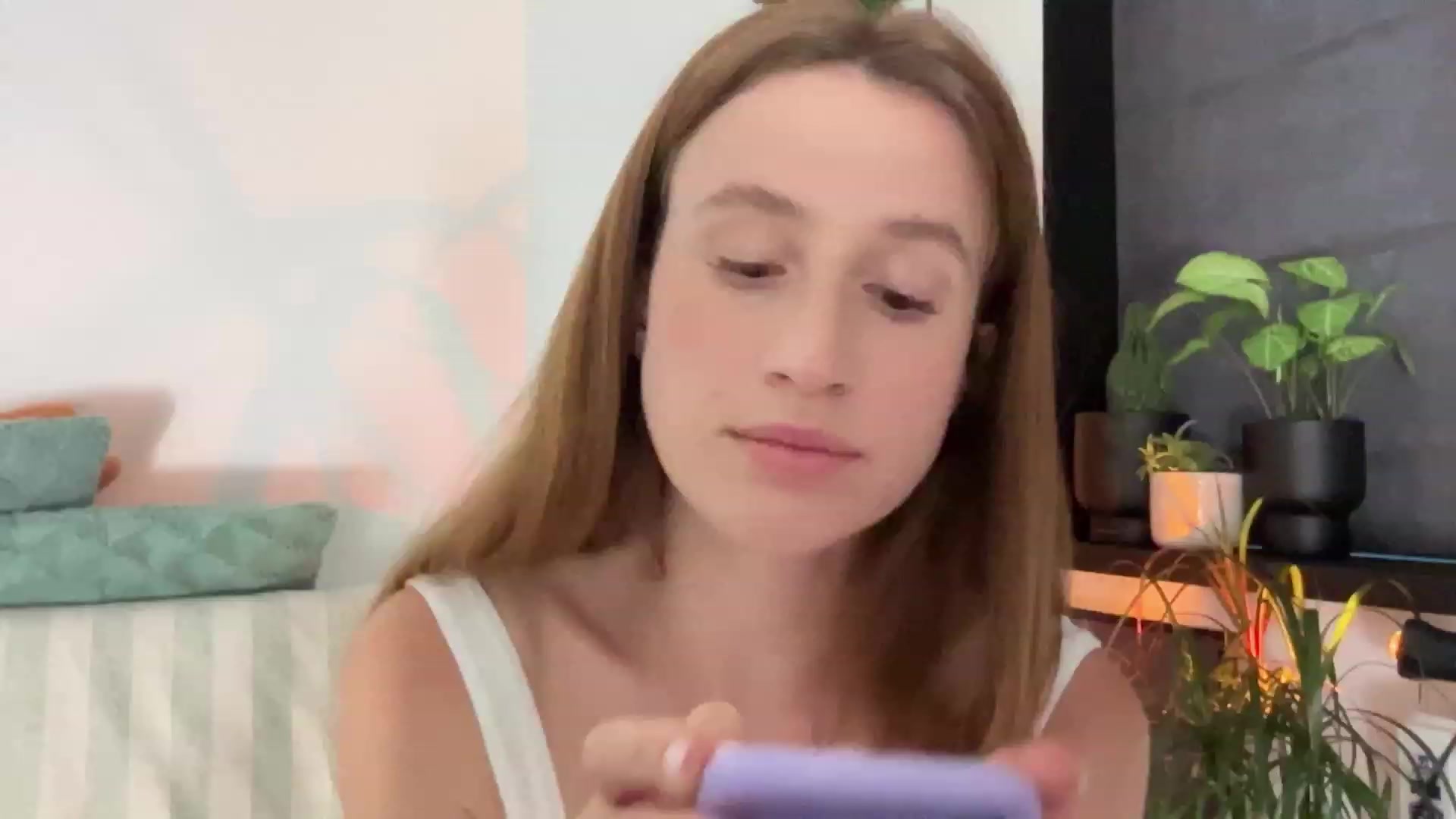 Gallery image thumbnail from LovelyBvnny's myfreecams stream on, 08/13/2023, 17:42 image 4 of 20