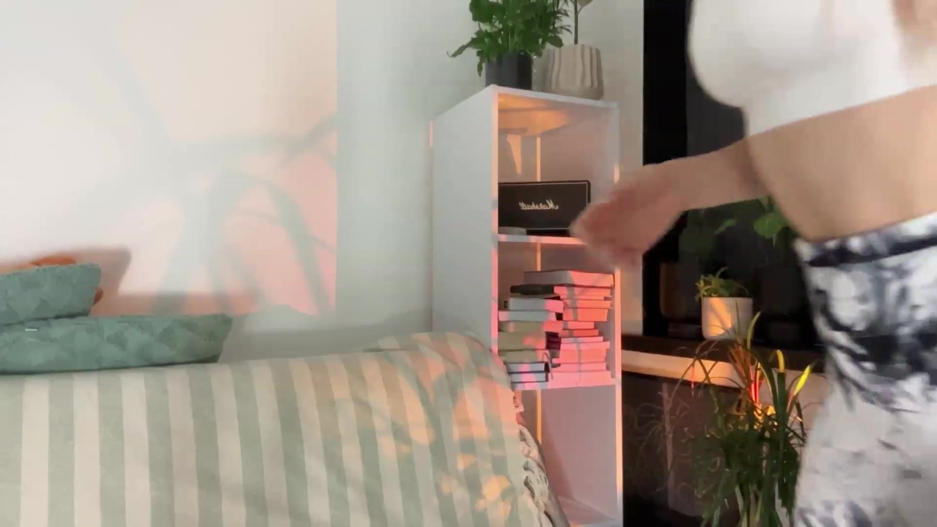 Gallery image thumbnail from LovelyBvnny's myfreecams stream on, 08/13/2023, 17:42 image 10 of 20