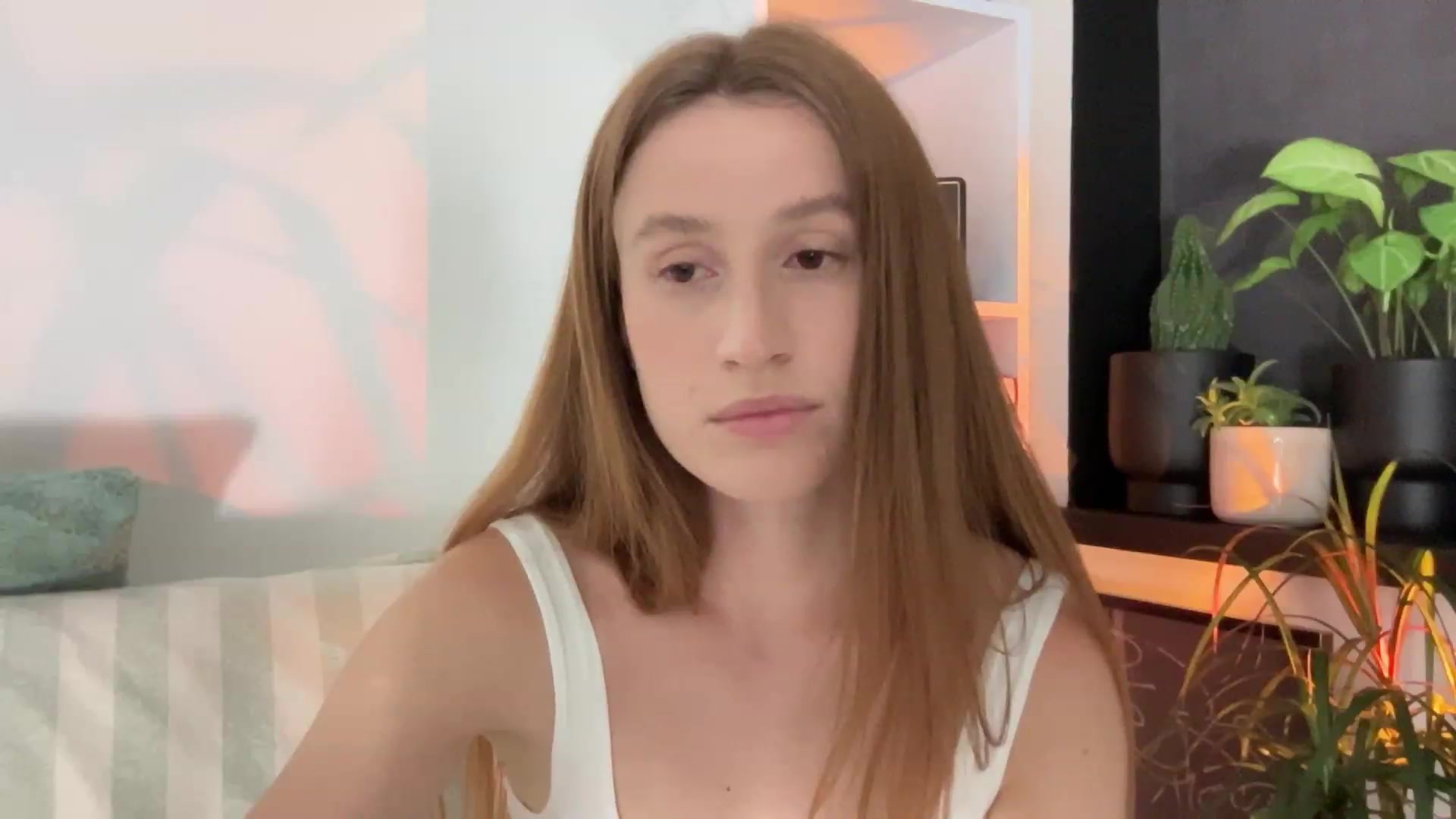 Gallery image thumbnail from LovelyBvnny's myfreecams stream on, 08/13/2023, 17:42 image 16 of 20