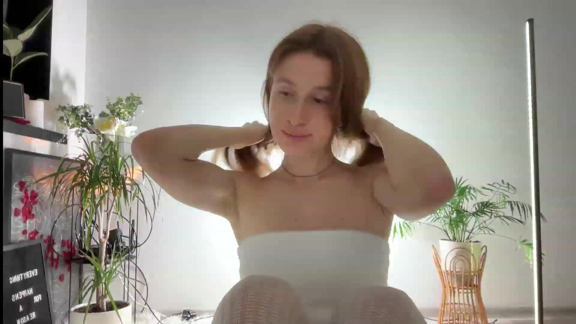 Gallery image thumbnail from LovelyBvnny's myfreecams stream on, 11/12/2023, 19:19 image 8 of 20