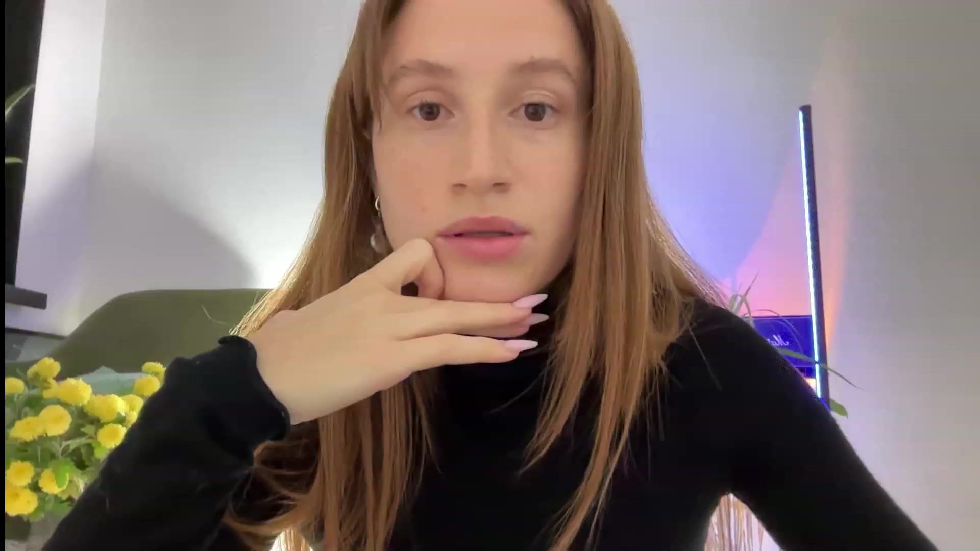 Gallery image thumbnail from LovelyBvnny's myfreecams stream on, 11/14/2023, 17:47 image 13 of 20