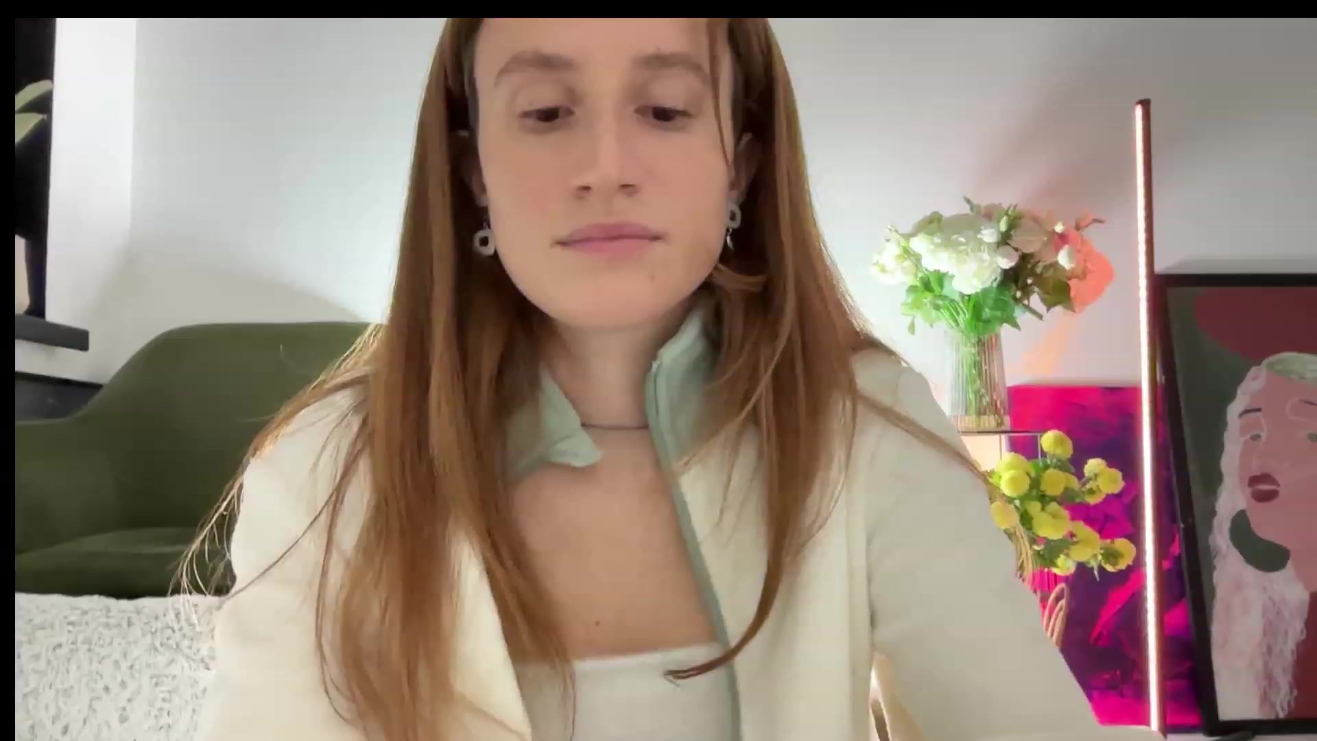 Gallery image thumbnail from LovelyBvnny's myfreecams stream on, 11/19/2023, 18:40 image 5 of 20