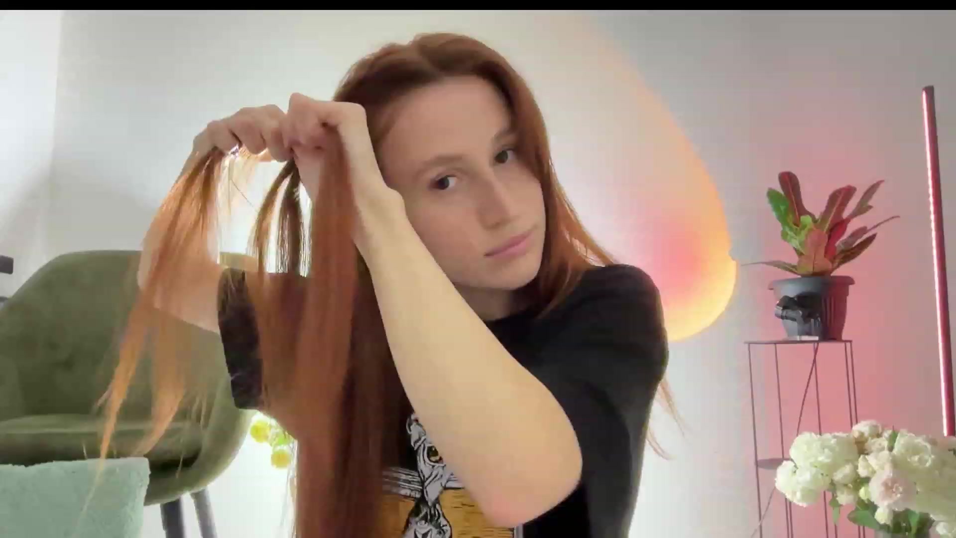 Gallery image thumbnail from LovelyBvnny's myfreecams stream on, 11/25/2023, 16:14 image 19 of 20