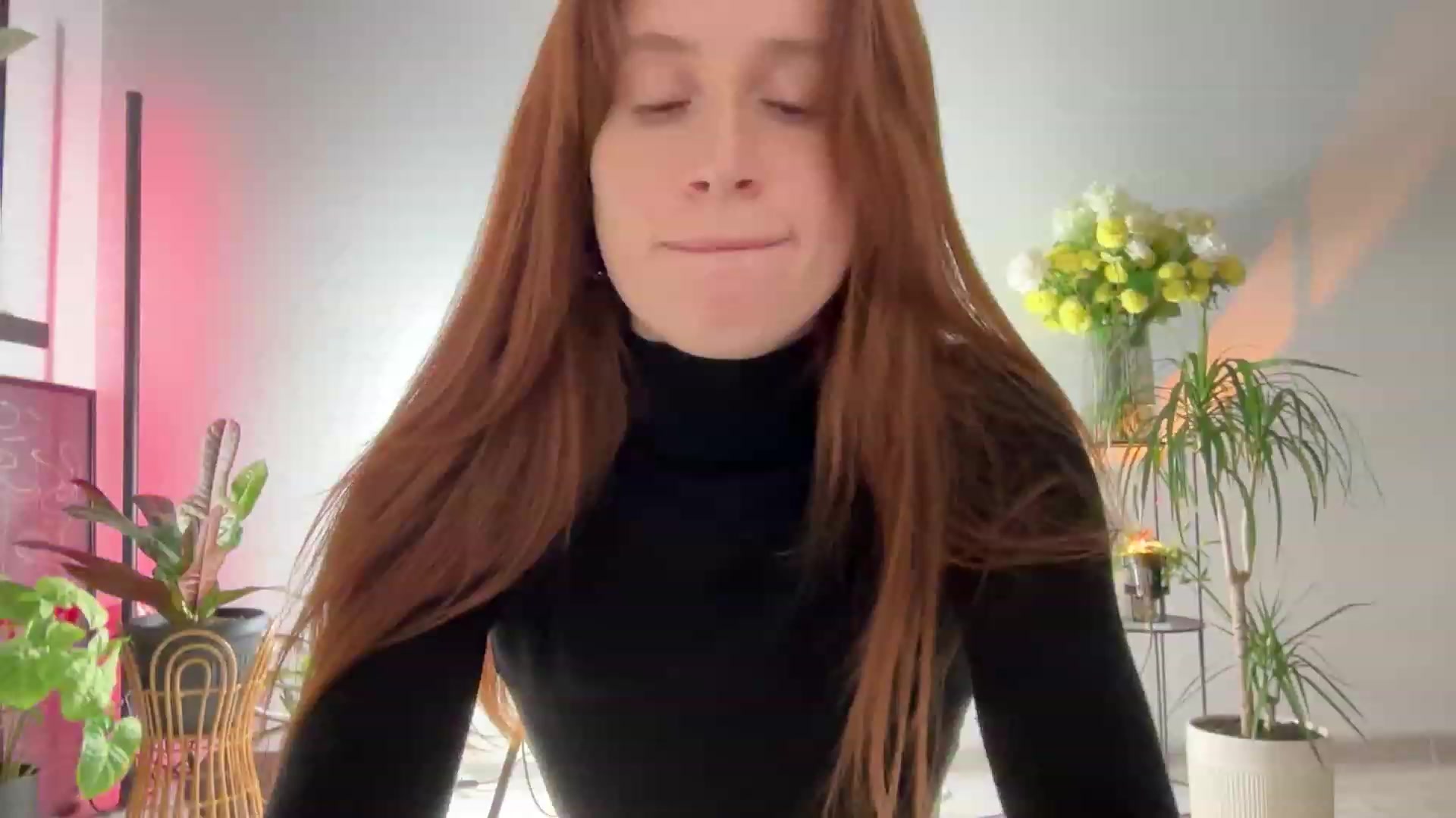 Gallery image thumbnail from LovelyBvnny's myfreecams stream on, 11/28/2023, 19:09 image 7 of 20