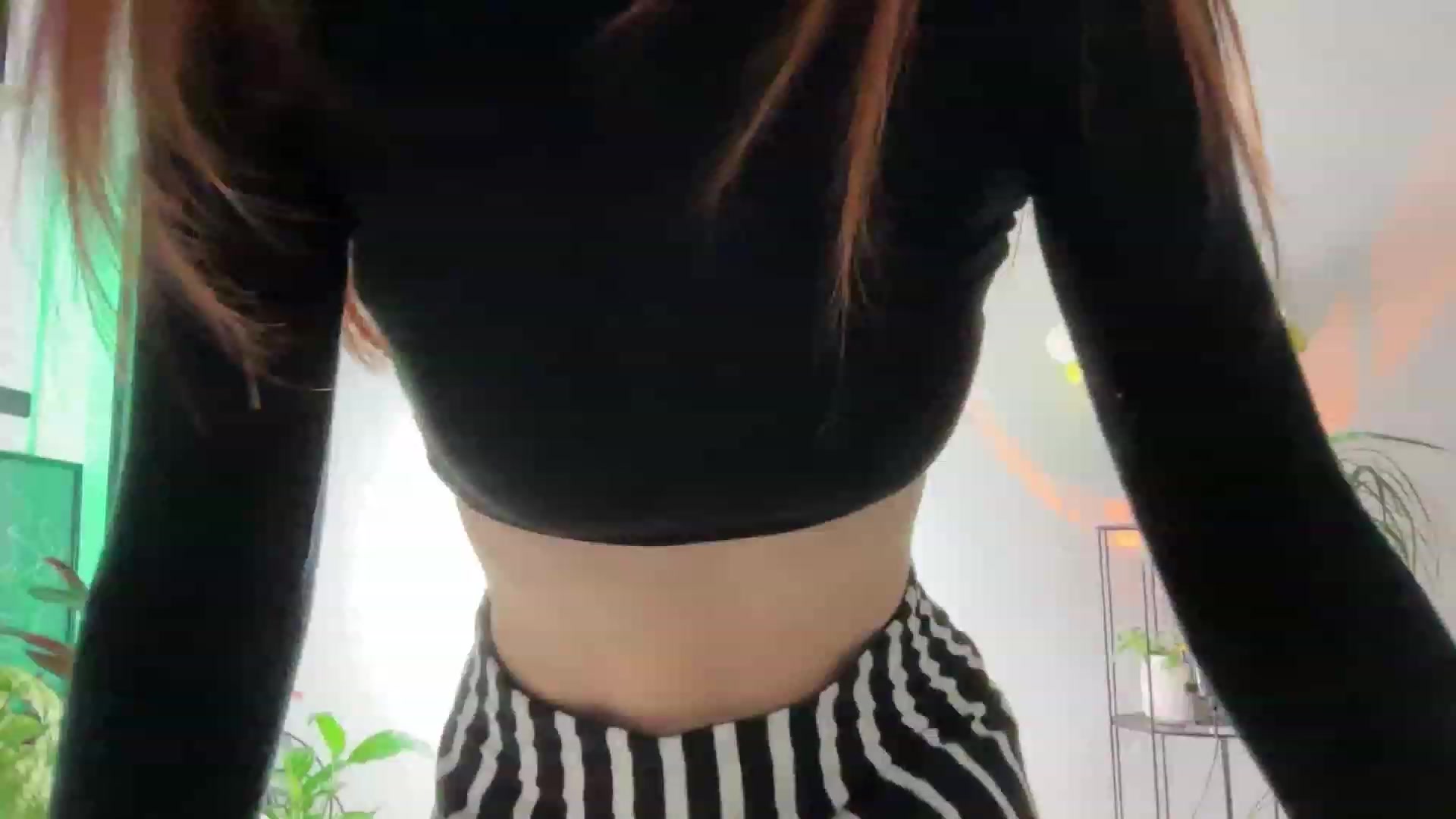 Gallery image thumbnail from LovelyBvnny's myfreecams stream on, 11/28/2023, 19:09 image 9 of 20