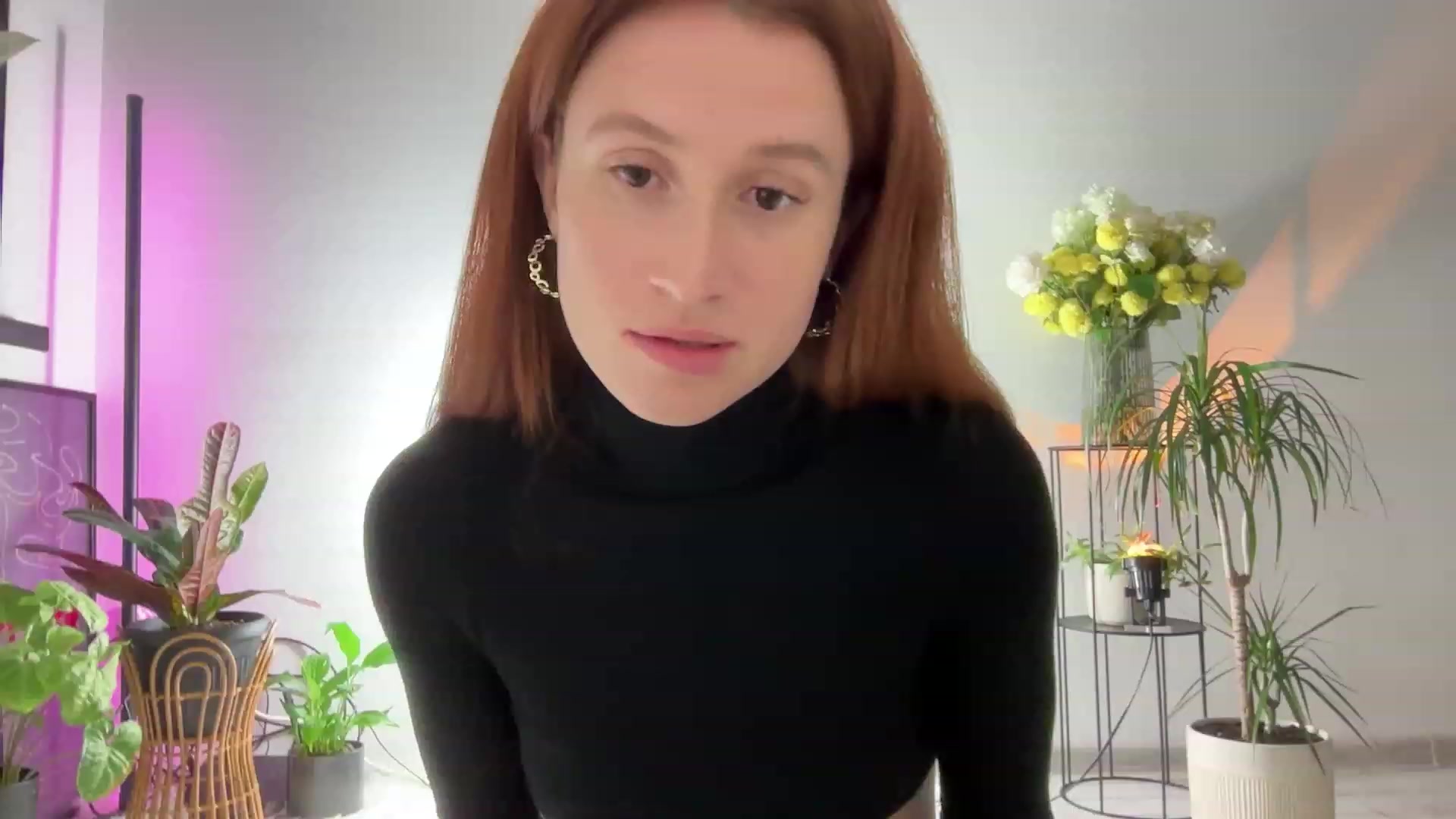 Gallery image thumbnail from LovelyBvnny's myfreecams stream on, 11/28/2023, 19:09 image 6 of 20