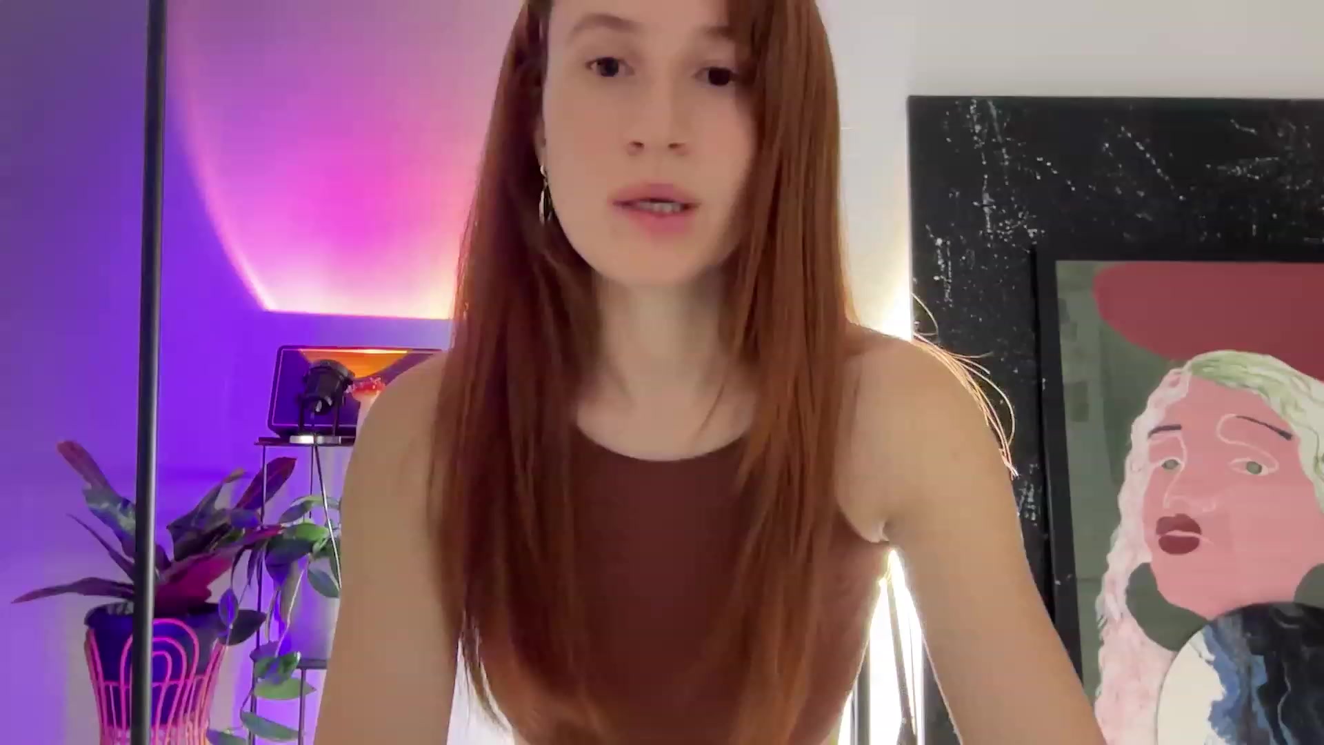 Gallery image thumbnail from LovelyBvnny's myfreecams stream on, 12/06/2023, 20:01 image 1 of 20