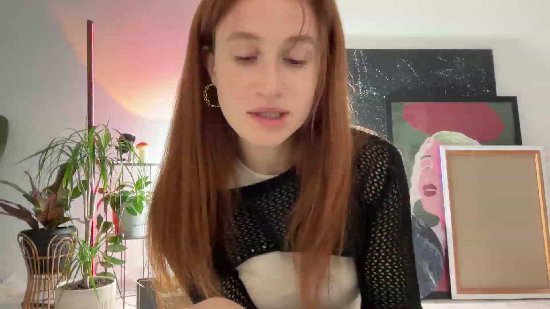Gallery image thumbnail from LovelyBvnny's myfreecams stream on, 12/07/2023, 20:13 image 16 of 20