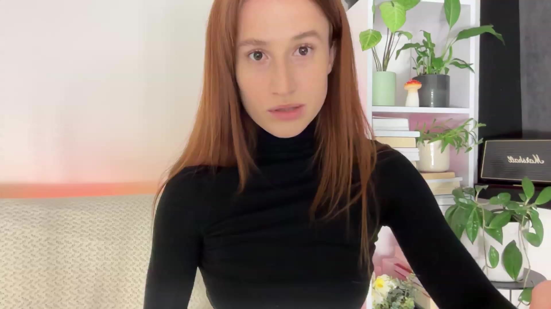 Gallery image thumbnail from LovelyBvnny's myfreecams stream on, 12/08/2023, 17:49 image 11 of 20