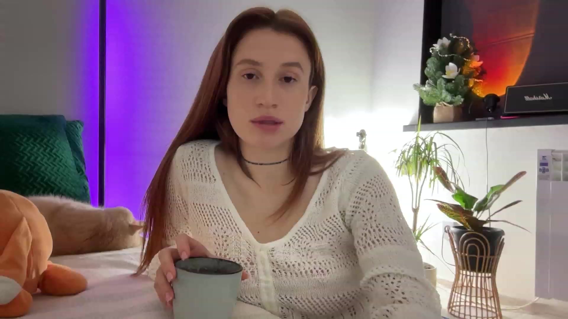 Gallery image thumbnail from LovelyBvnny's myfreecams stream on, 12/10/2023, 20:00 image 11 of 20