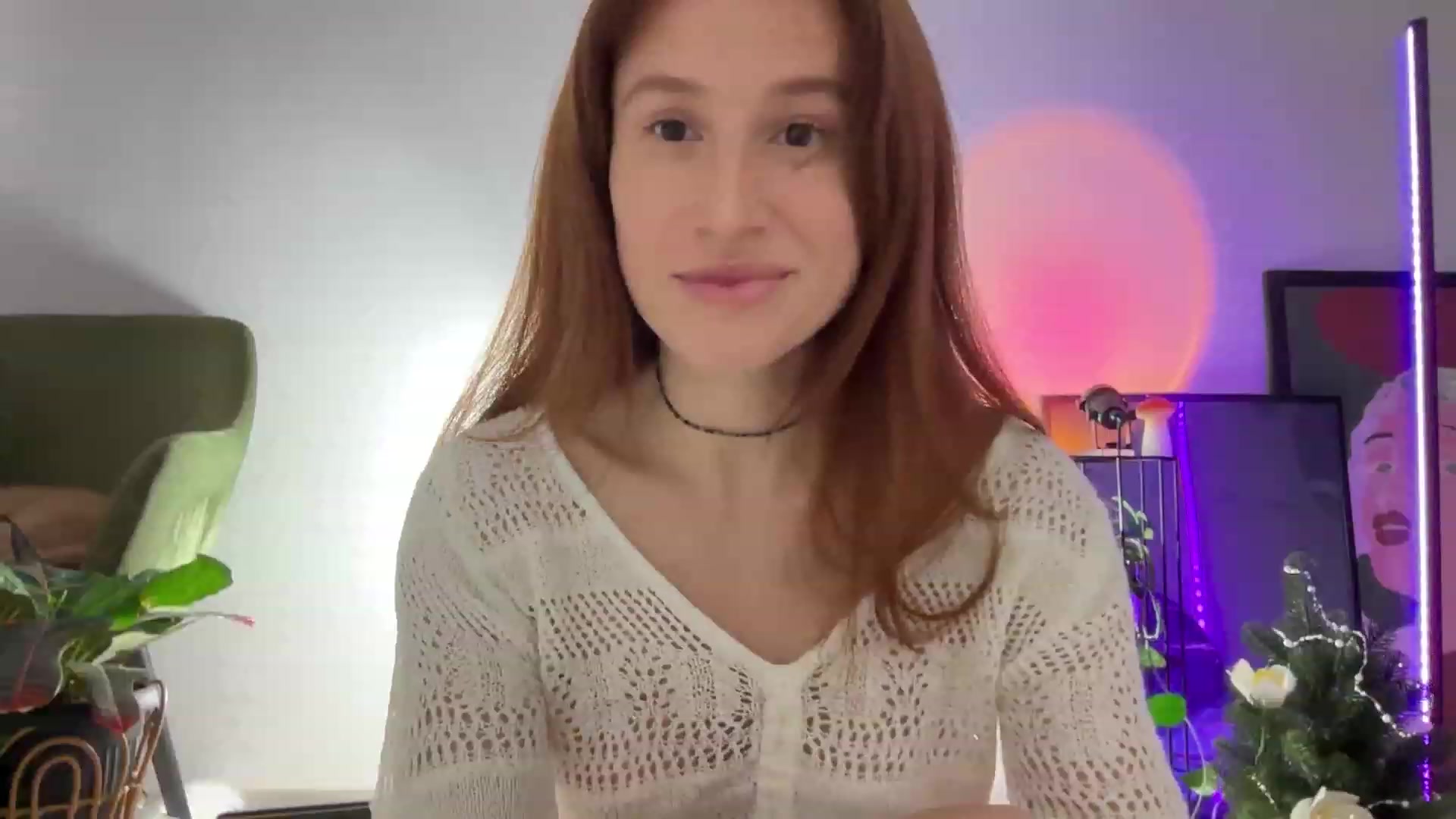 Gallery image thumbnail from LovelyBvnny's myfreecams stream on, 12/12/2023, 15:04 image 11 of 20