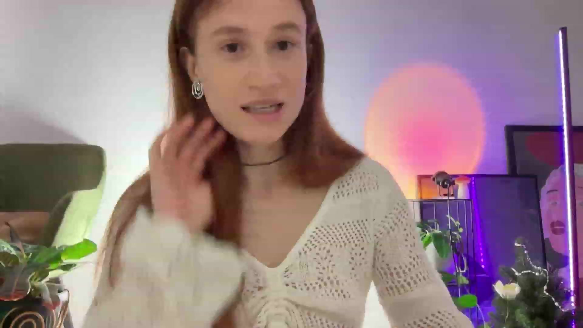 Gallery image thumbnail from LovelyBvnny's myfreecams stream on, 12/12/2023, 15:04 image 7 of 20
