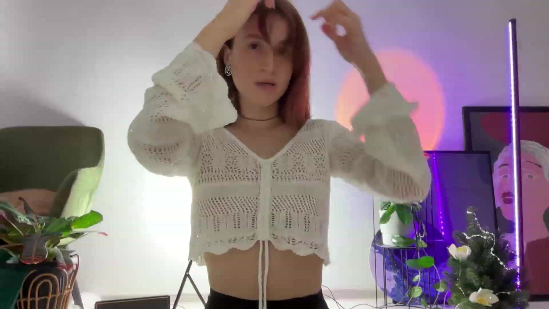 Gallery image thumbnail from LovelyBvnny's myfreecams stream on, 12/12/2023, 15:04 image 13 of 20