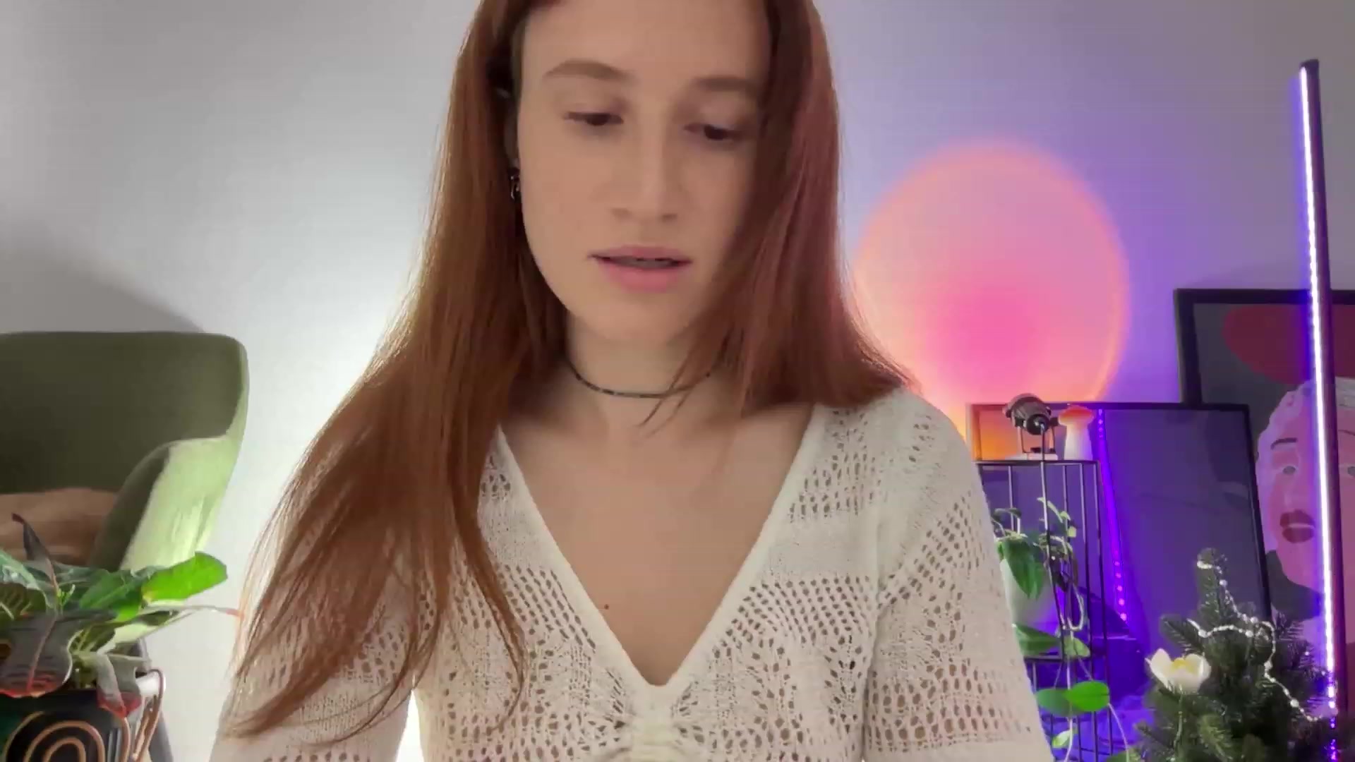 Gallery image thumbnail from LovelyBvnny's myfreecams stream on, 12/12/2023, 15:04 image 10 of 20