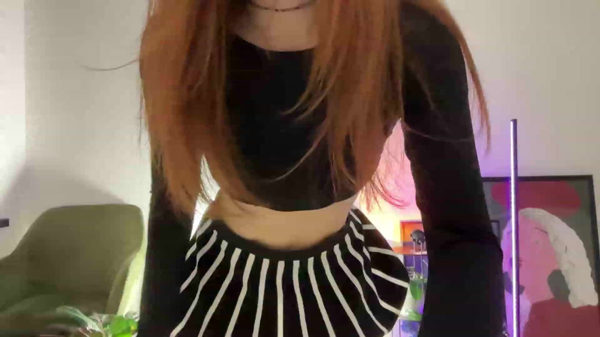 Gallery image thumbnail from LovelyBvnny's myfreecams stream on, 12/12/2023, 17:37 image 18 of 20