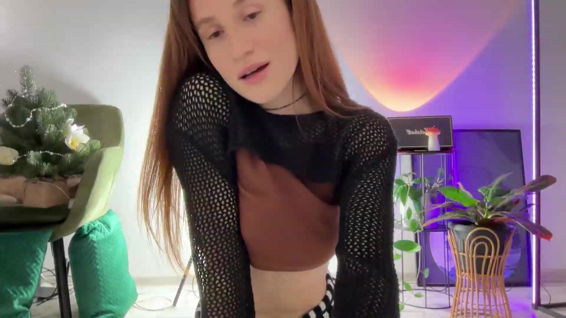 Gallery image thumbnail from LovelyBvnny's myfreecams stream on, 12/13/2023, 17:59 image 15 of 20
