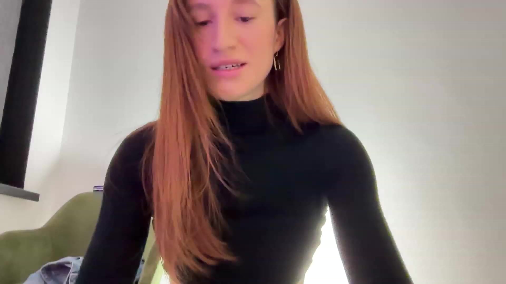 Gallery image thumbnail from LovelyBvnny's myfreecams stream on, 12/15/2023, 16:26 image 14 of 20