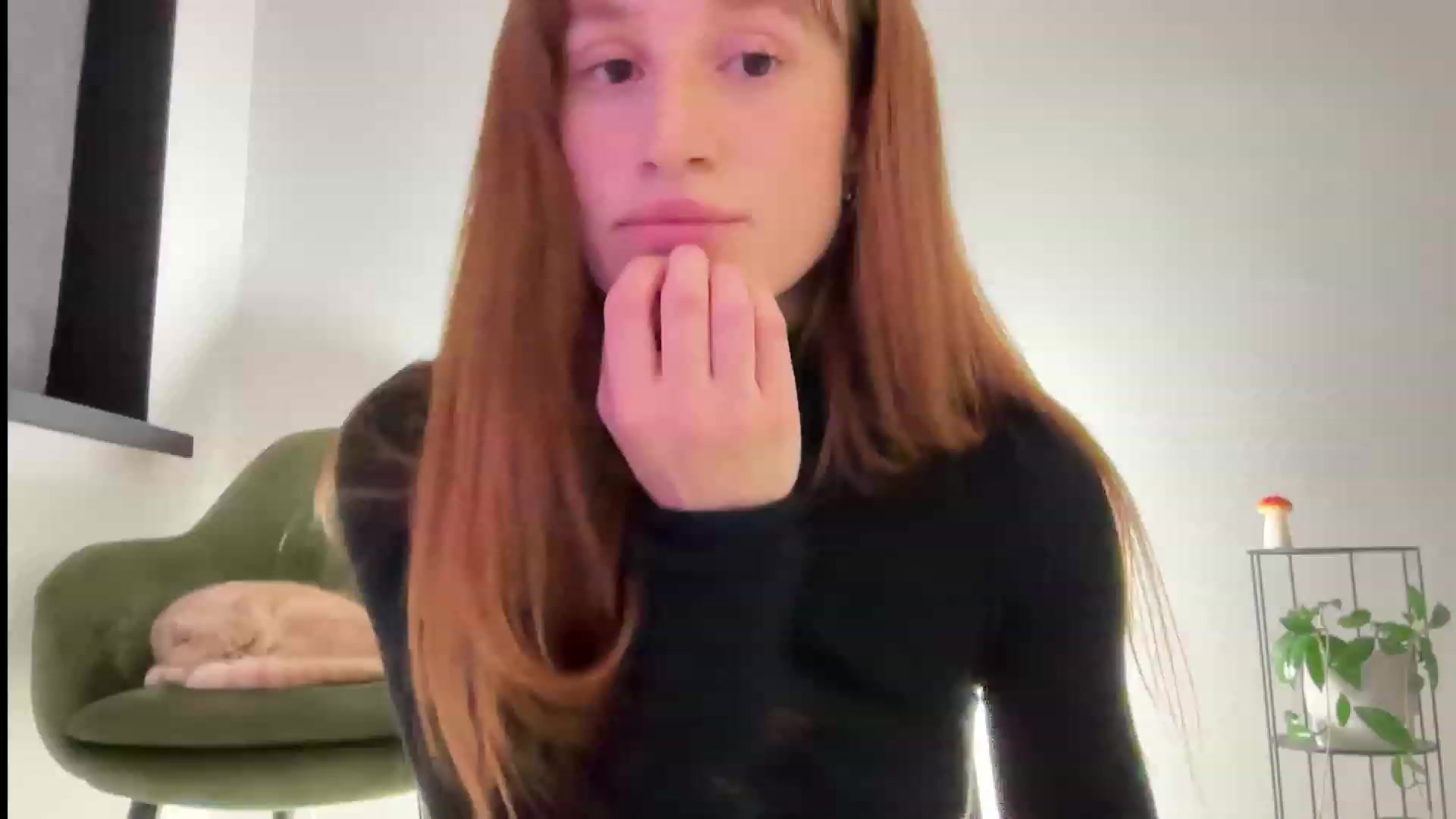 Gallery image thumbnail from LovelyBvnny's myfreecams stream on, 12/16/2023, 19:34 image 8 of 20