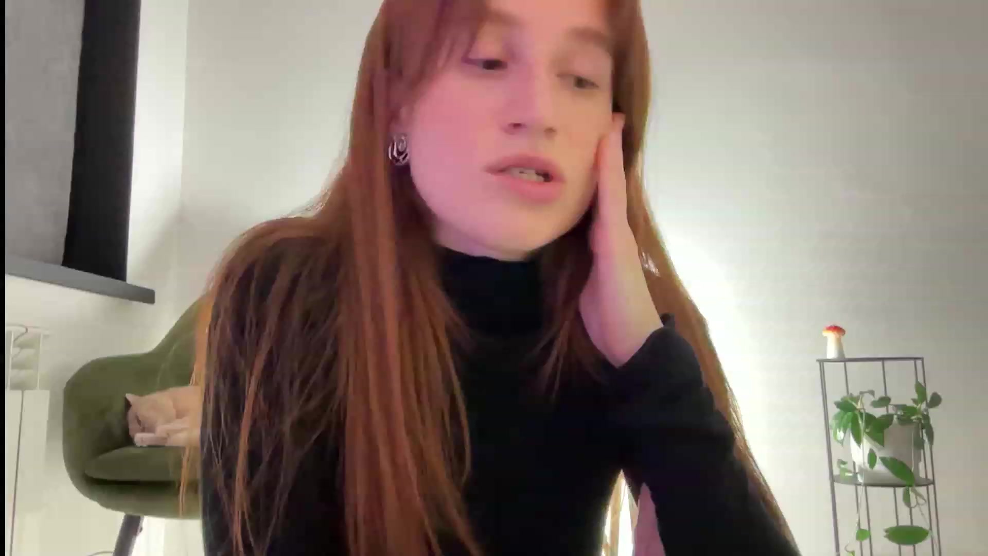 Gallery image thumbnail from LovelyBvnny's myfreecams stream on, 12/16/2023, 19:34 image 14 of 20