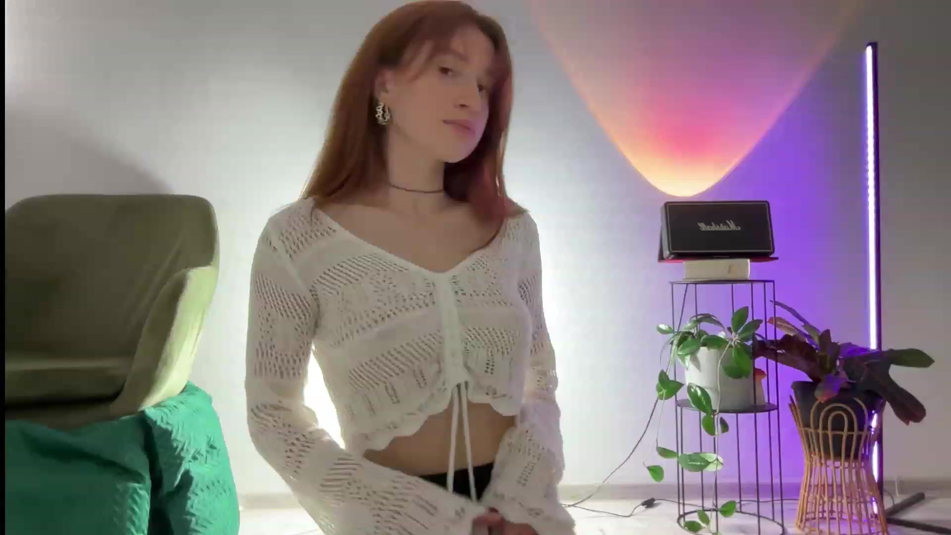 Gallery image thumbnail from LovelyBvnny's myfreecams stream on, 12/17/2023, 18:57 image 5 of 20