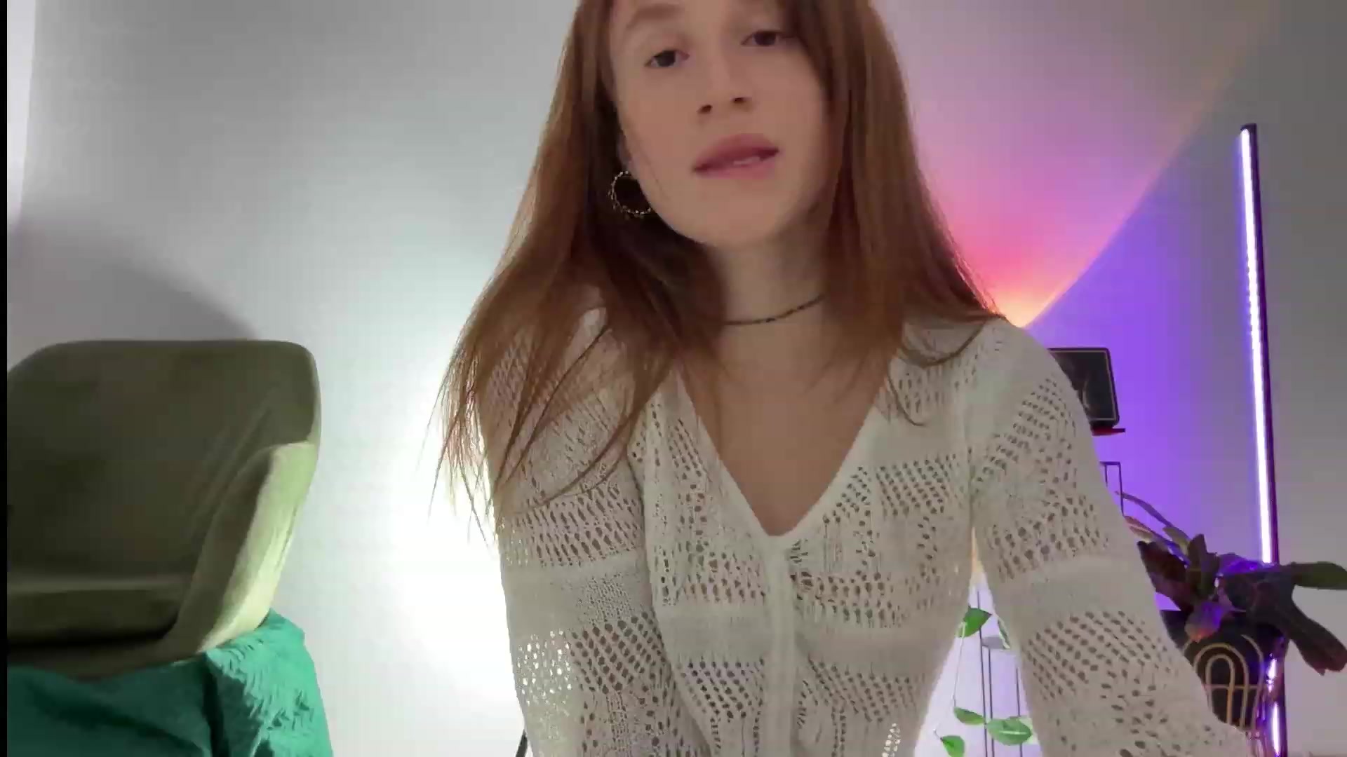 Gallery image thumbnail from LovelyBvnny's myfreecams stream on, 12/17/2023, 18:57 image 1 of 20