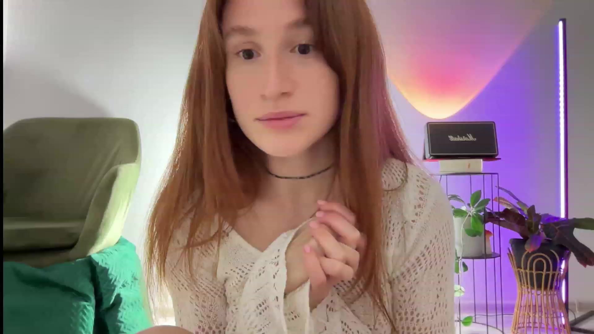 Gallery image thumbnail from LovelyBvnny's myfreecams stream on, 12/17/2023, 18:57 image 15 of 20