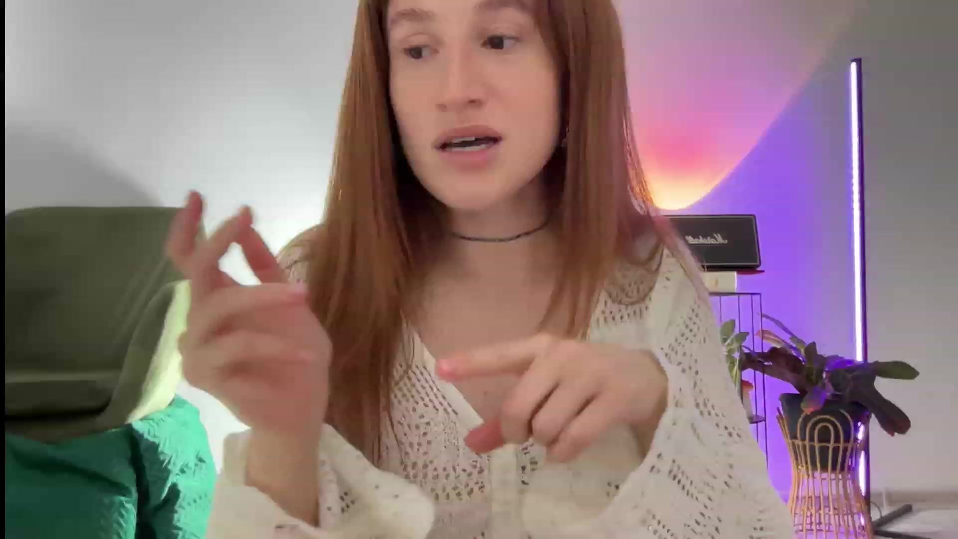 Gallery image thumbnail from LovelyBvnny's myfreecams stream on, 12/17/2023, 19:53 image 1 of 20