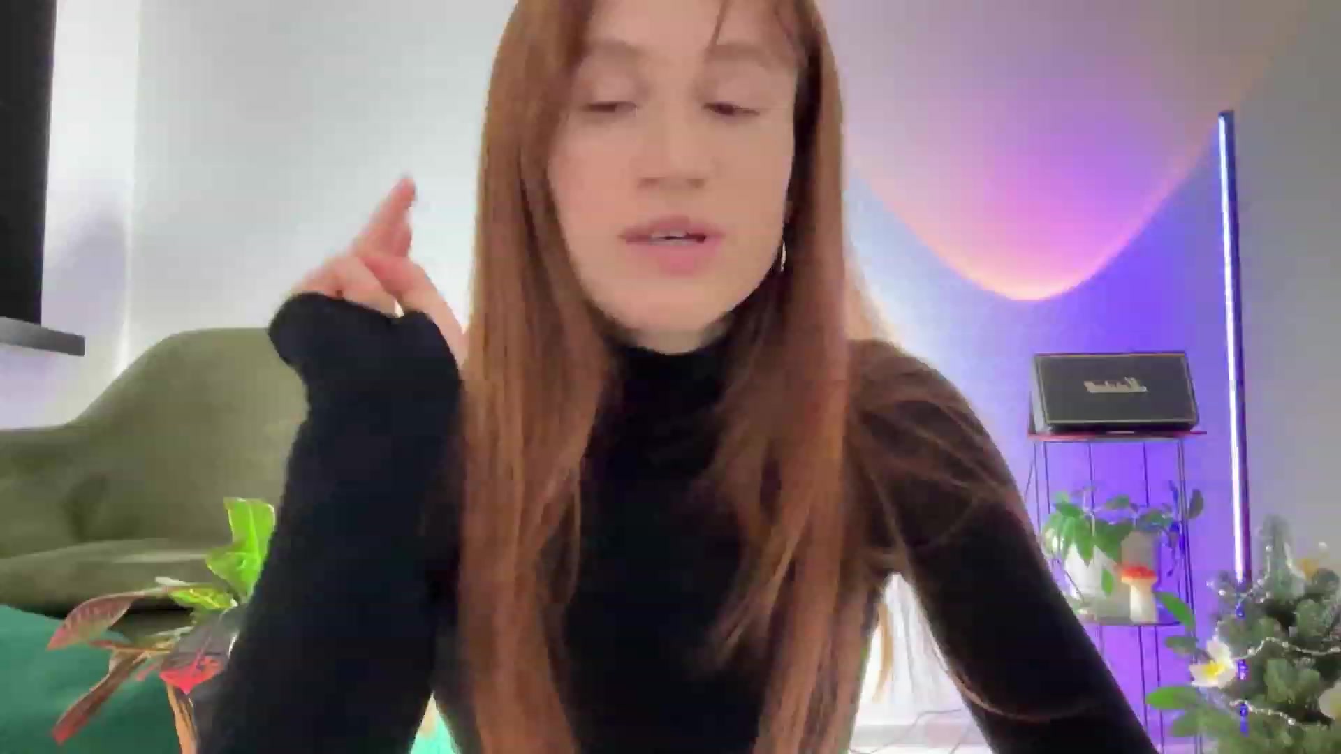 Gallery image thumbnail from LovelyBvnny's myfreecams stream on, 12/21/2023, 19:49 image 1 of 20
