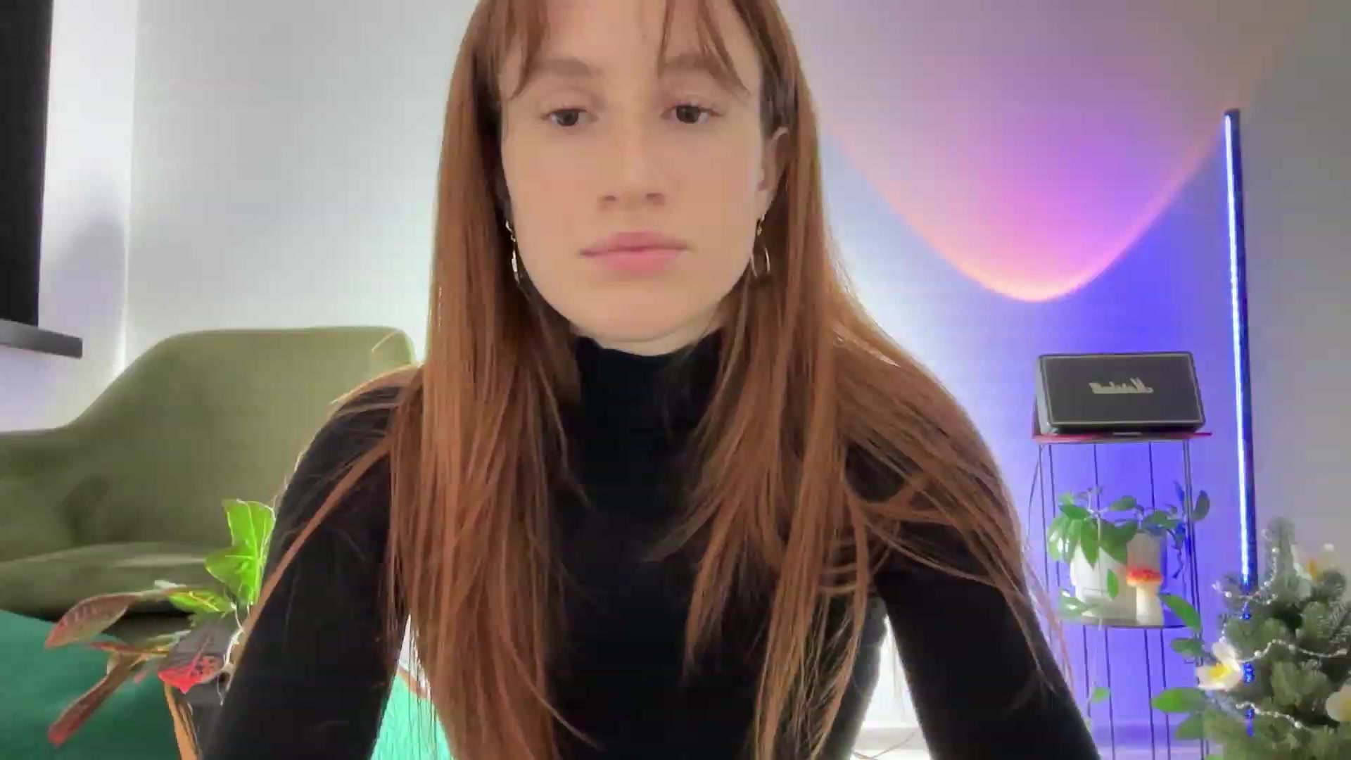 Gallery image thumbnail from LovelyBvnny's myfreecams stream on, 12/21/2023, 19:49 image 3 of 20