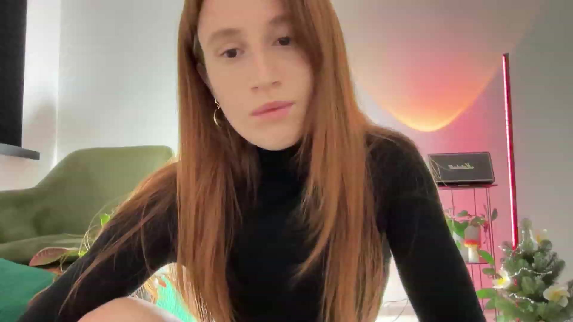 Gallery image thumbnail from LovelyBvnny's myfreecams stream on, 12/21/2023, 19:49 image 16 of 20