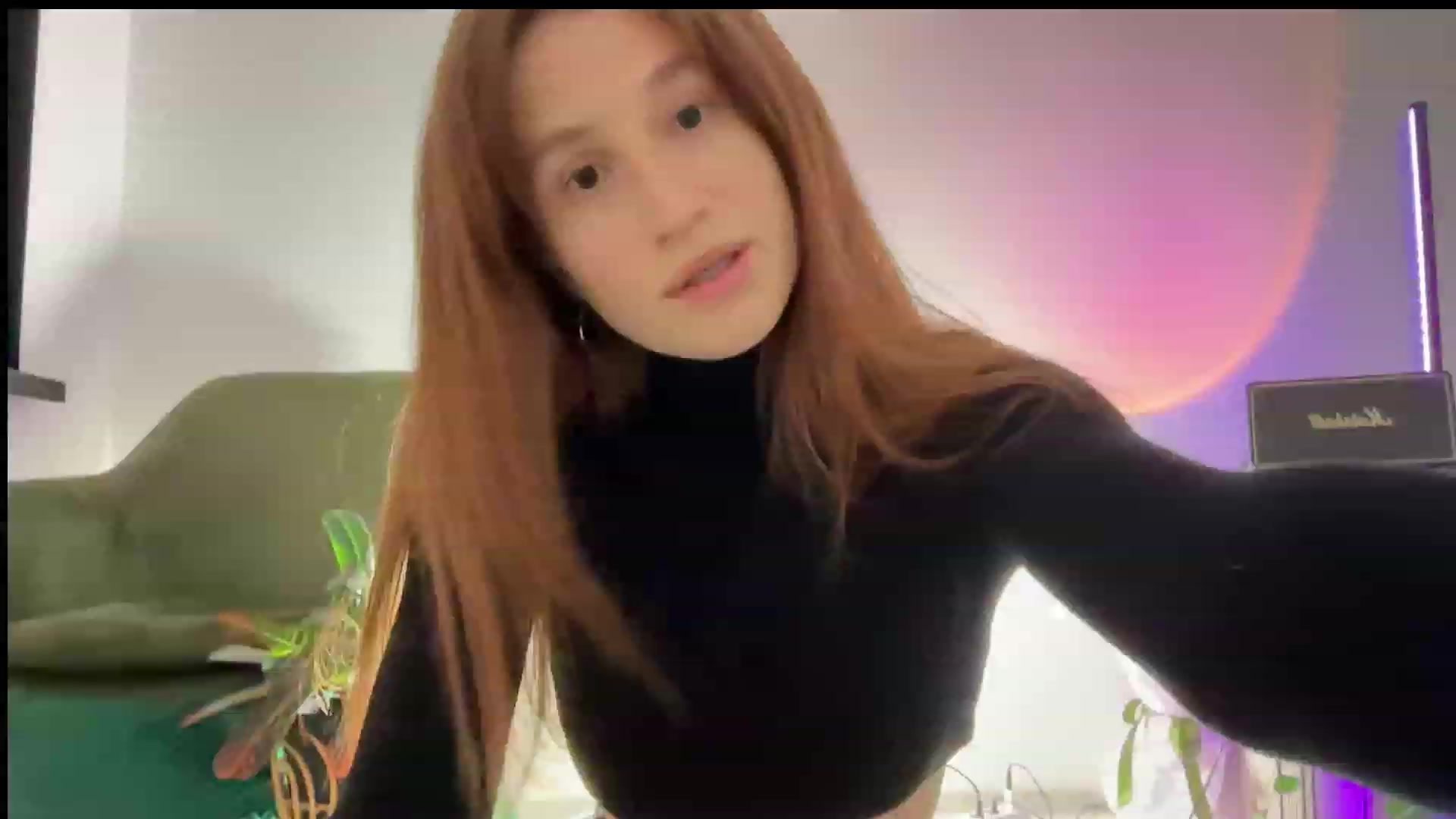 Gallery image thumbnail from LovelyBvnny's myfreecams stream on, 12/30/2023, 21:08 image 17 of 20