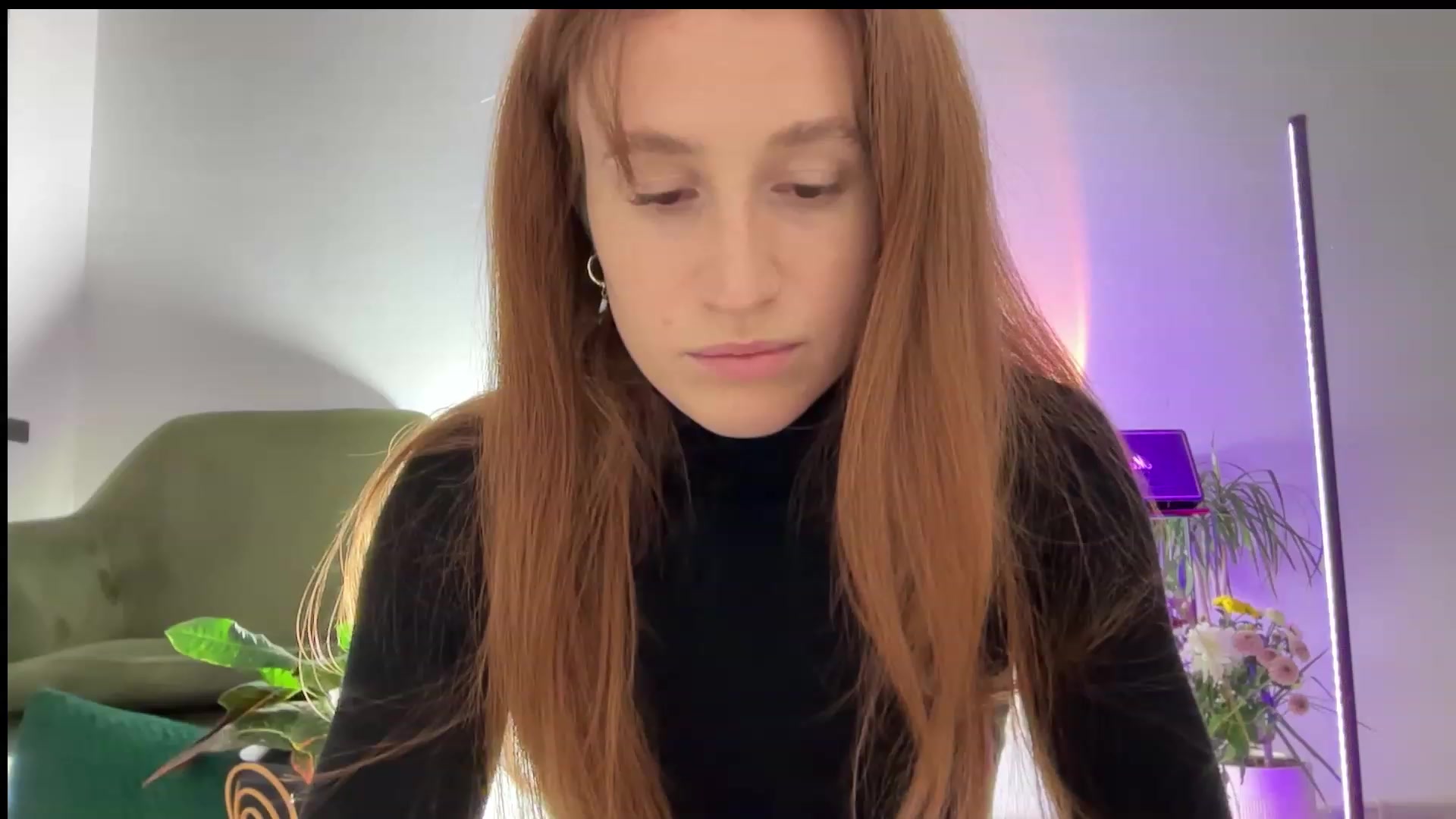 Gallery image thumbnail from LovelyBvnny's myfreecams stream on, 01/01/2024, 17:35 image 19 of 20