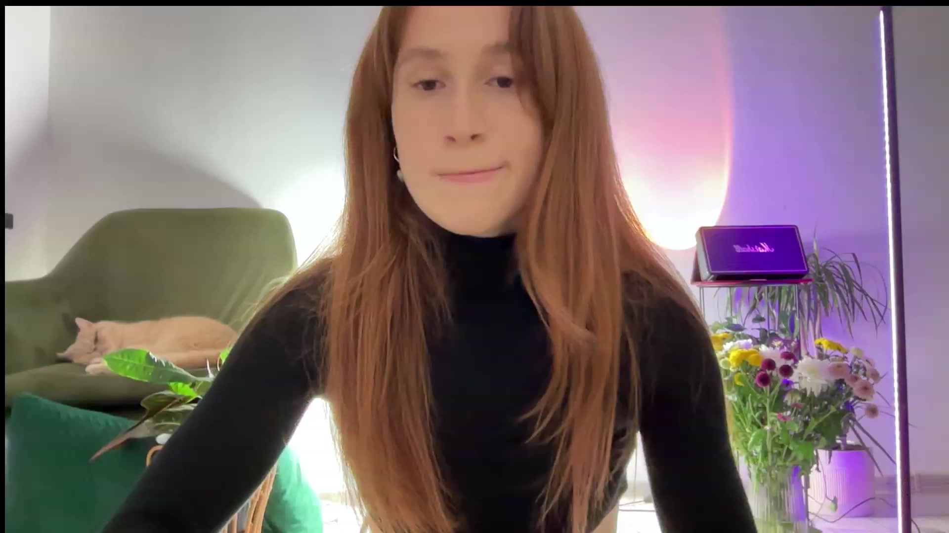 Gallery image thumbnail from LovelyBvnny's myfreecams stream on, 01/01/2024, 17:35 image 5 of 20