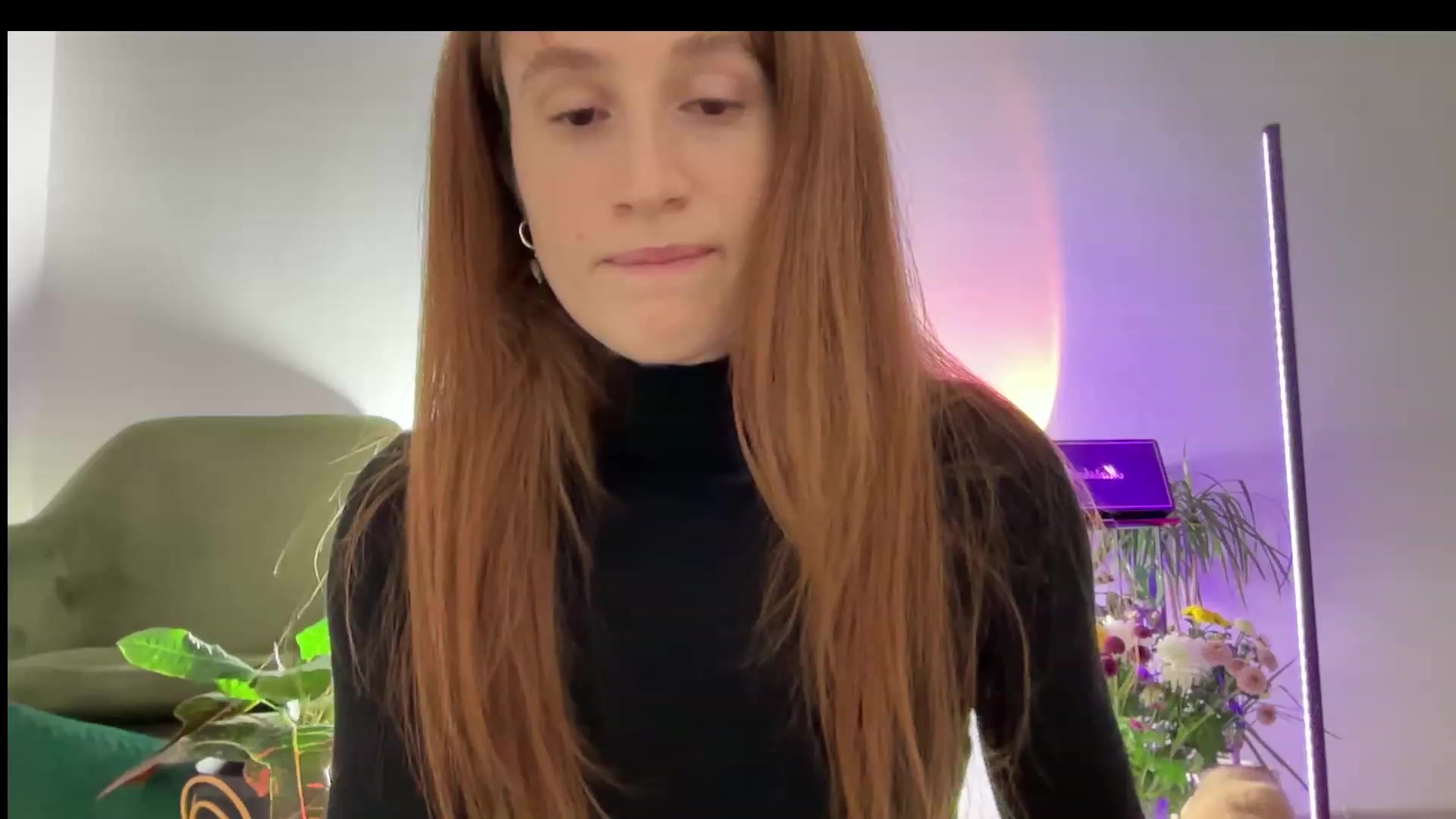 Gallery image thumbnail from LovelyBvnny's myfreecams stream on, 01/01/2024, 19:27 image 7 of 20