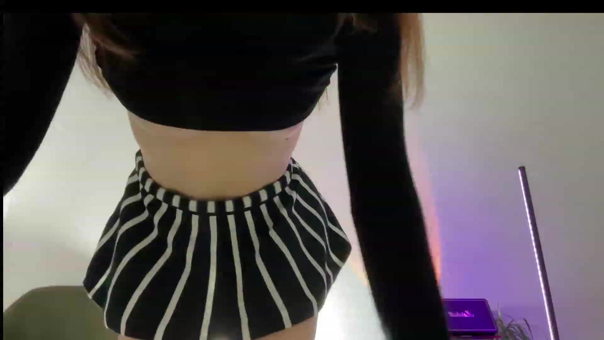 Gallery image thumbnail from LovelyBvnny's myfreecams stream on, 01/01/2024, 19:27 image 18 of 20