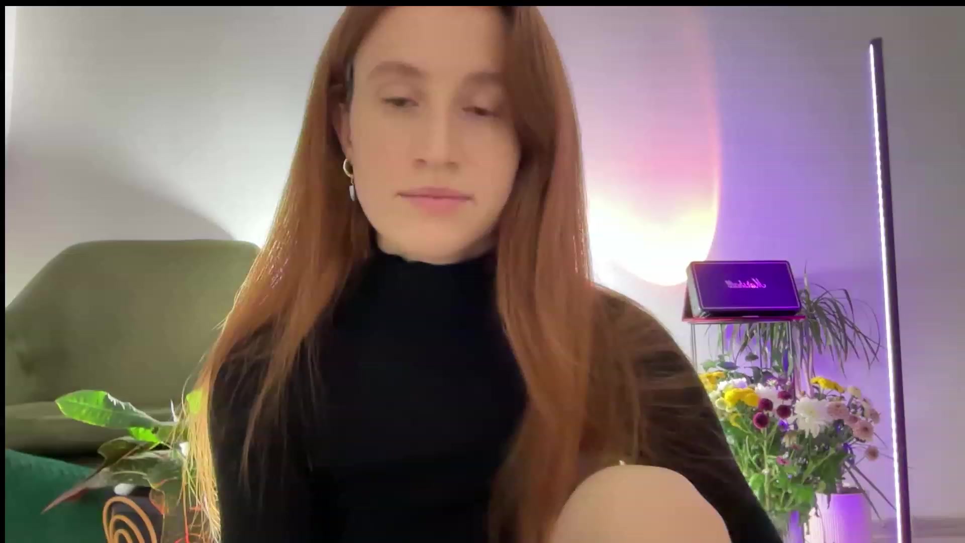 Gallery image thumbnail from LovelyBvnny's myfreecams stream on, 01/01/2024, 19:27 image 1 of 20