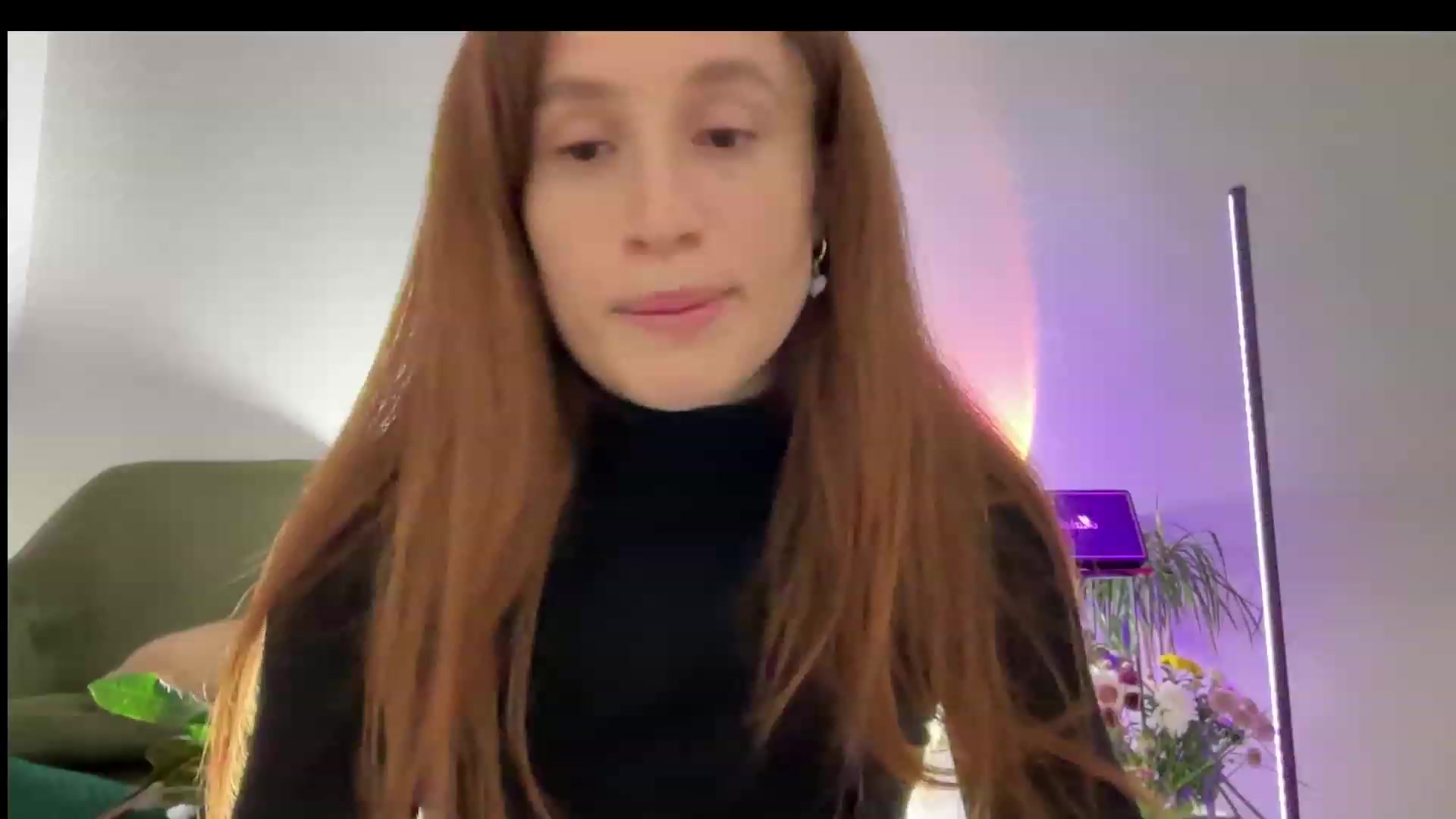 Gallery image thumbnail from LovelyBvnny's myfreecams stream on, 01/01/2024, 20:59 image 10 of 20